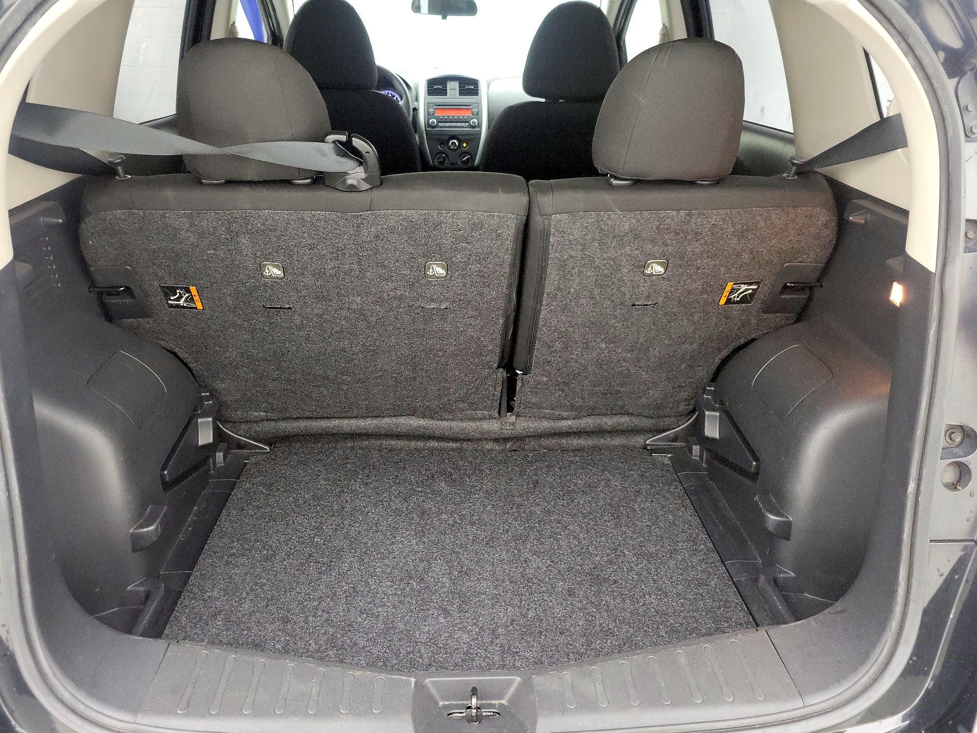 Thumbnail: 2015 Nissan Versa Note - 19