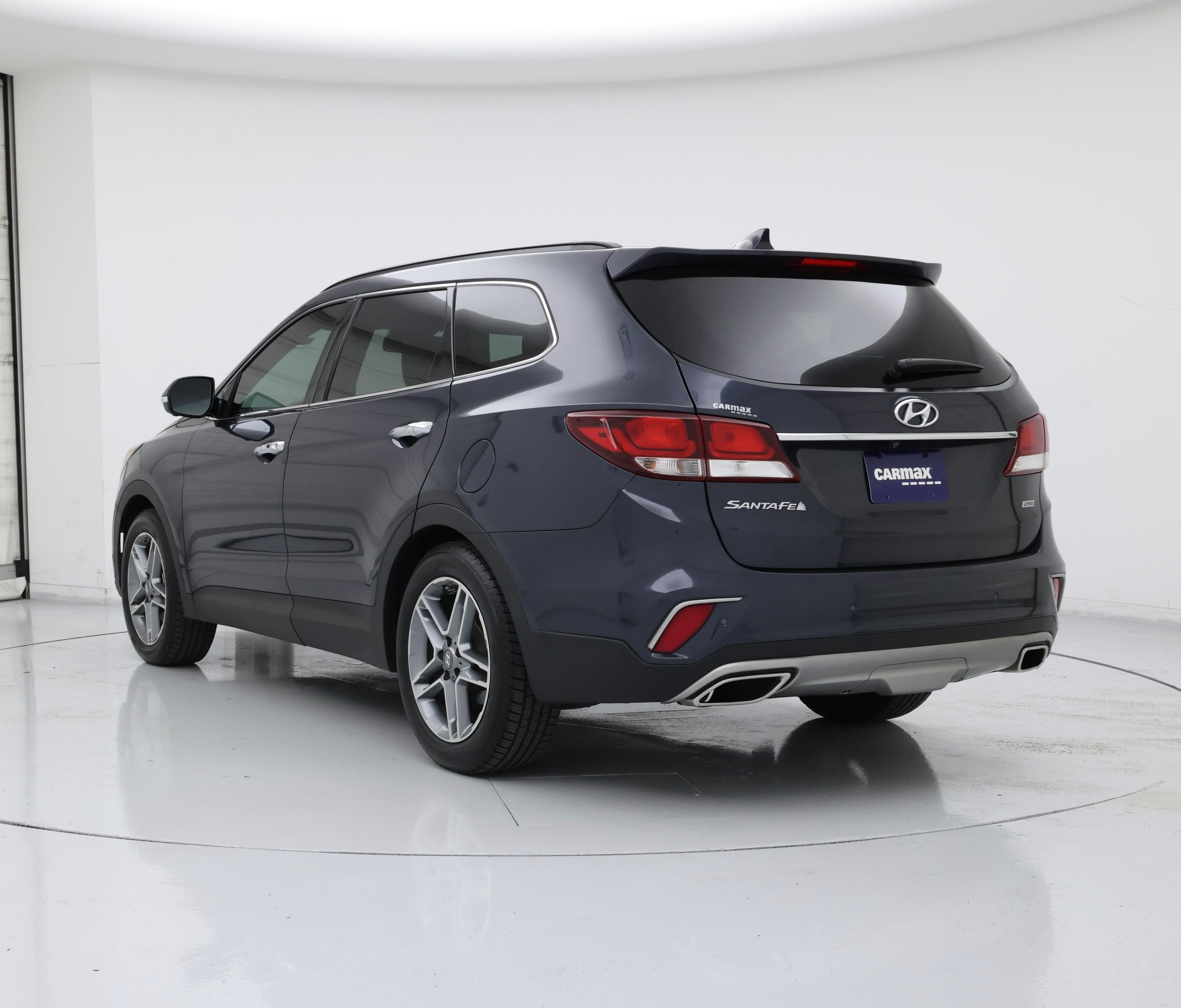 Thumbnail: 2017 Hyundai Santa Fe - 2