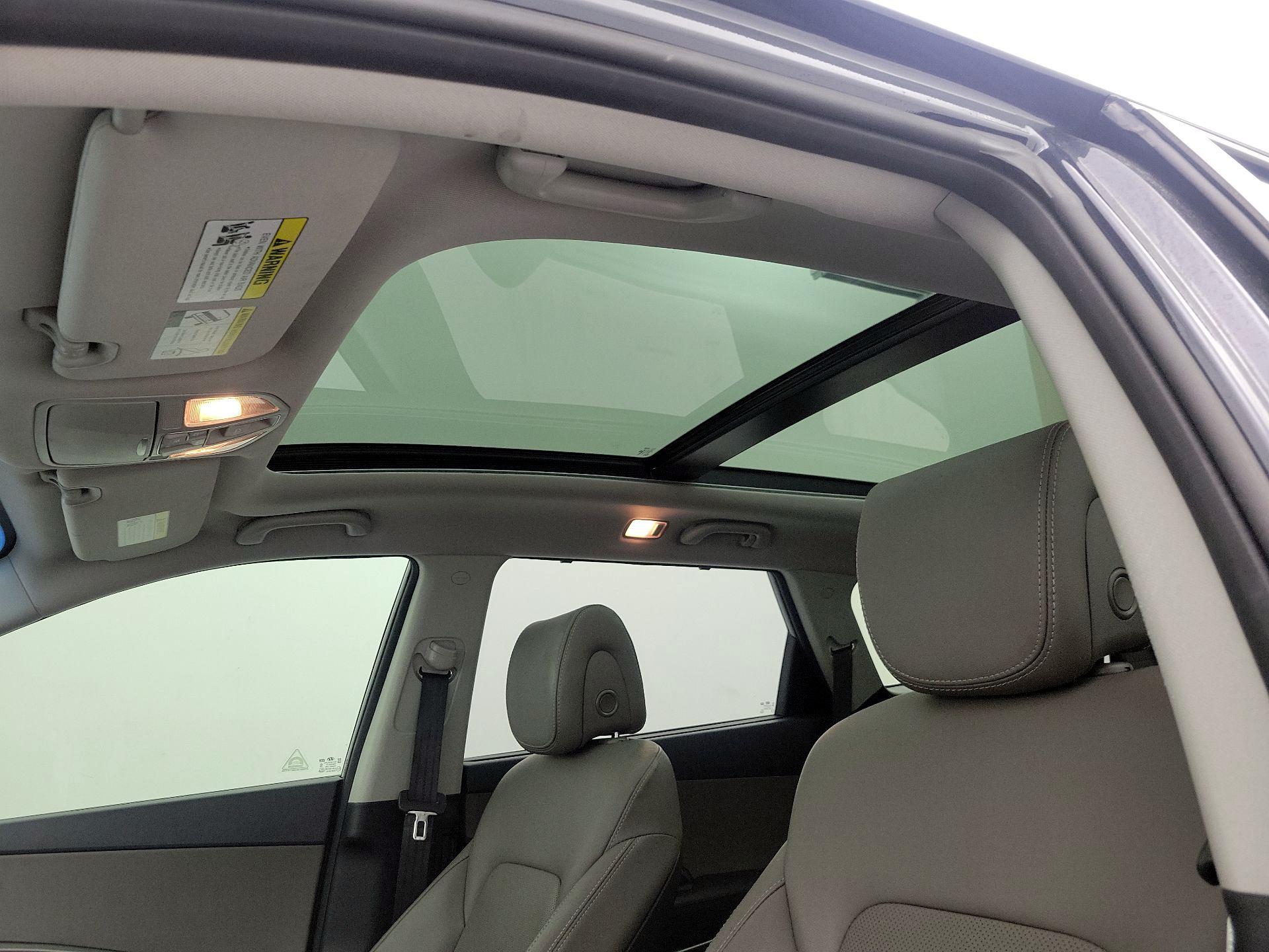 Thumbnail: 2017 Hyundai Santa Fe - 20