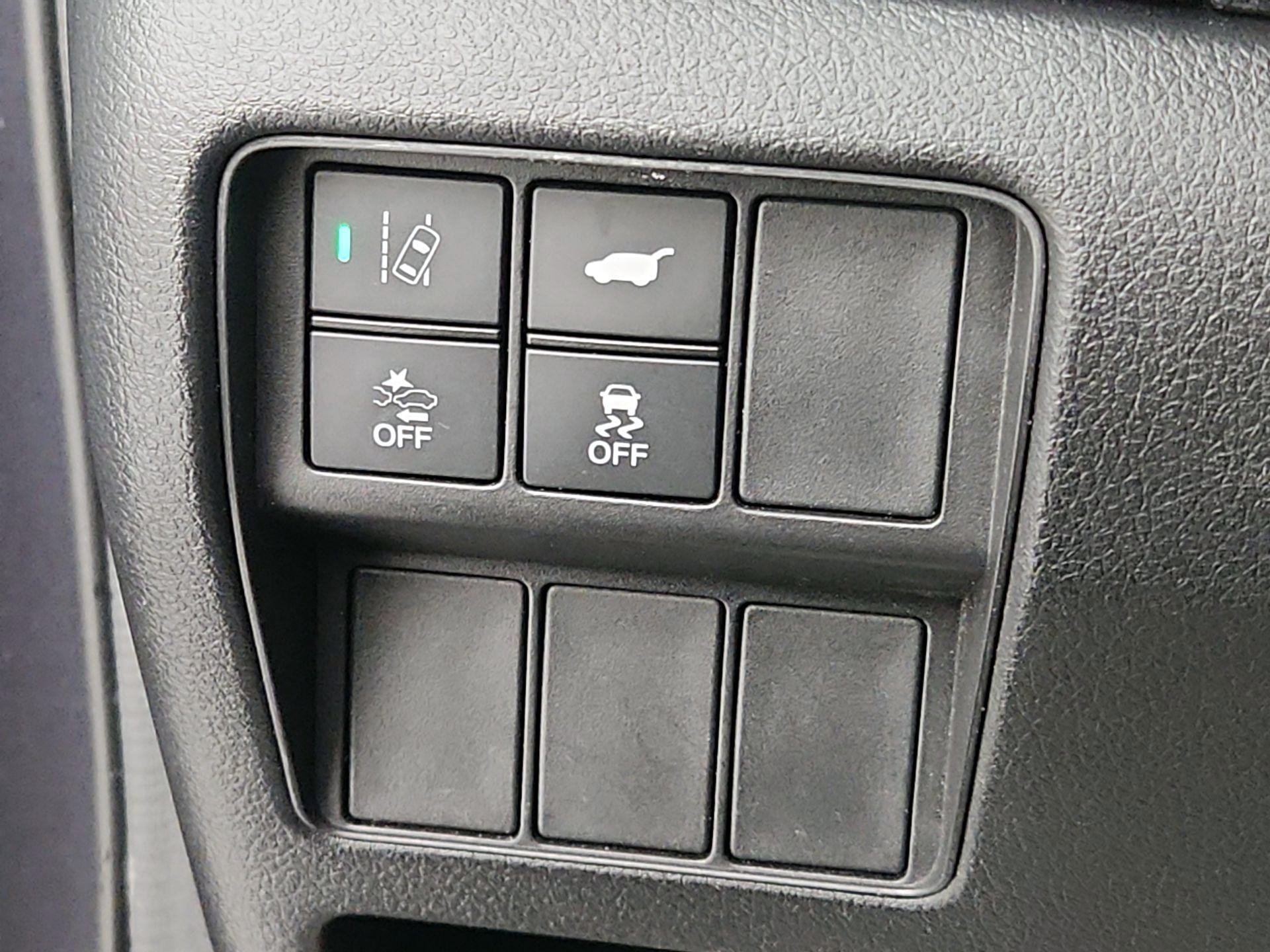 Thumbnail: 2019 Honda CR-V - 13