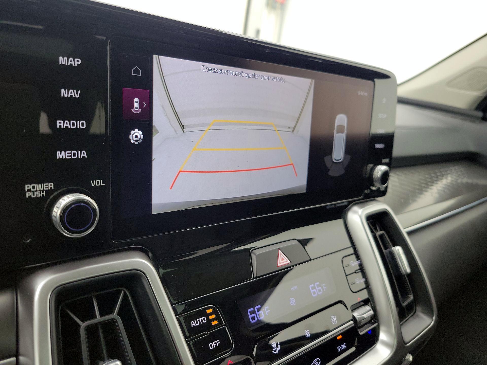 Thumbnail: 2023 Kia Sorento - 15