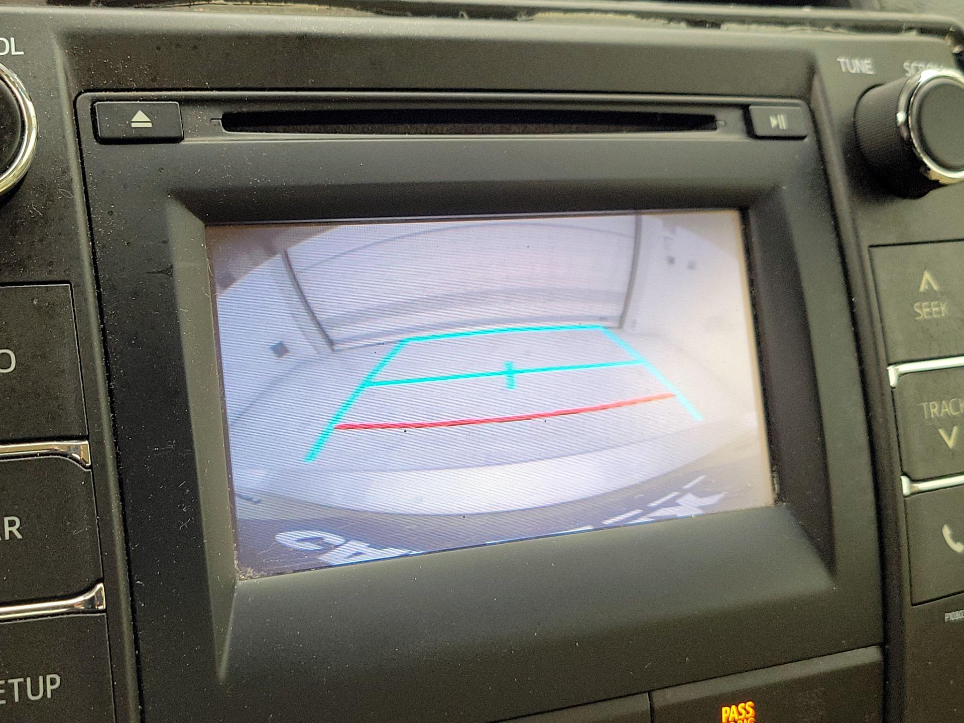 Thumbnail: 2015 Toyota Camry - 14