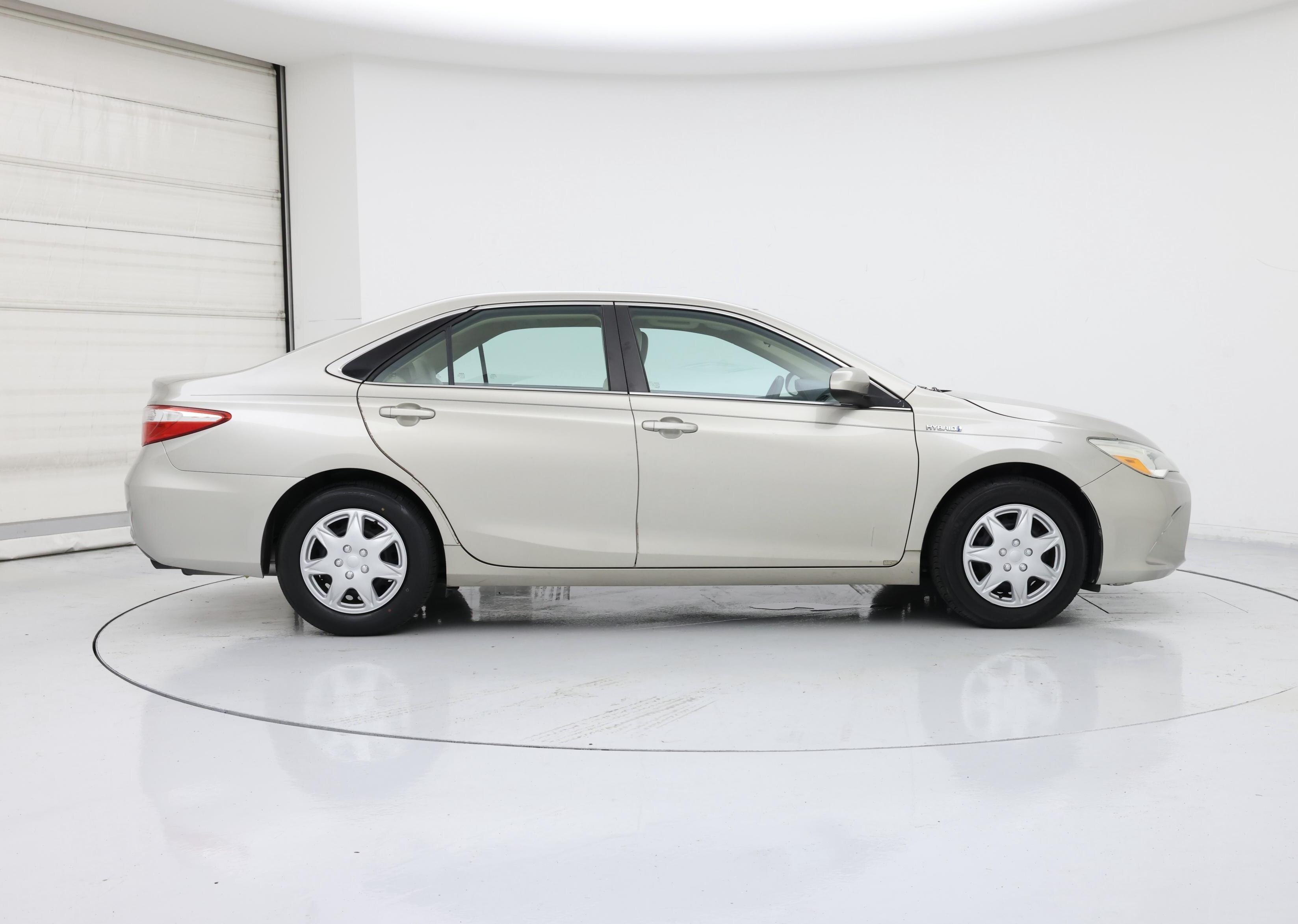 Thumbnail: 2015 Toyota Camry - 7