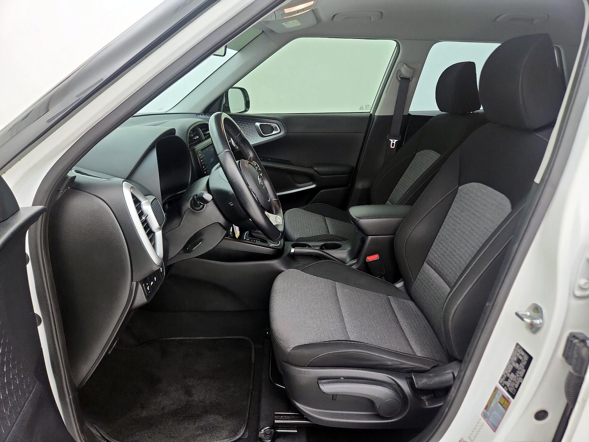 Thumbnail: 2020 Kia Soul - 11