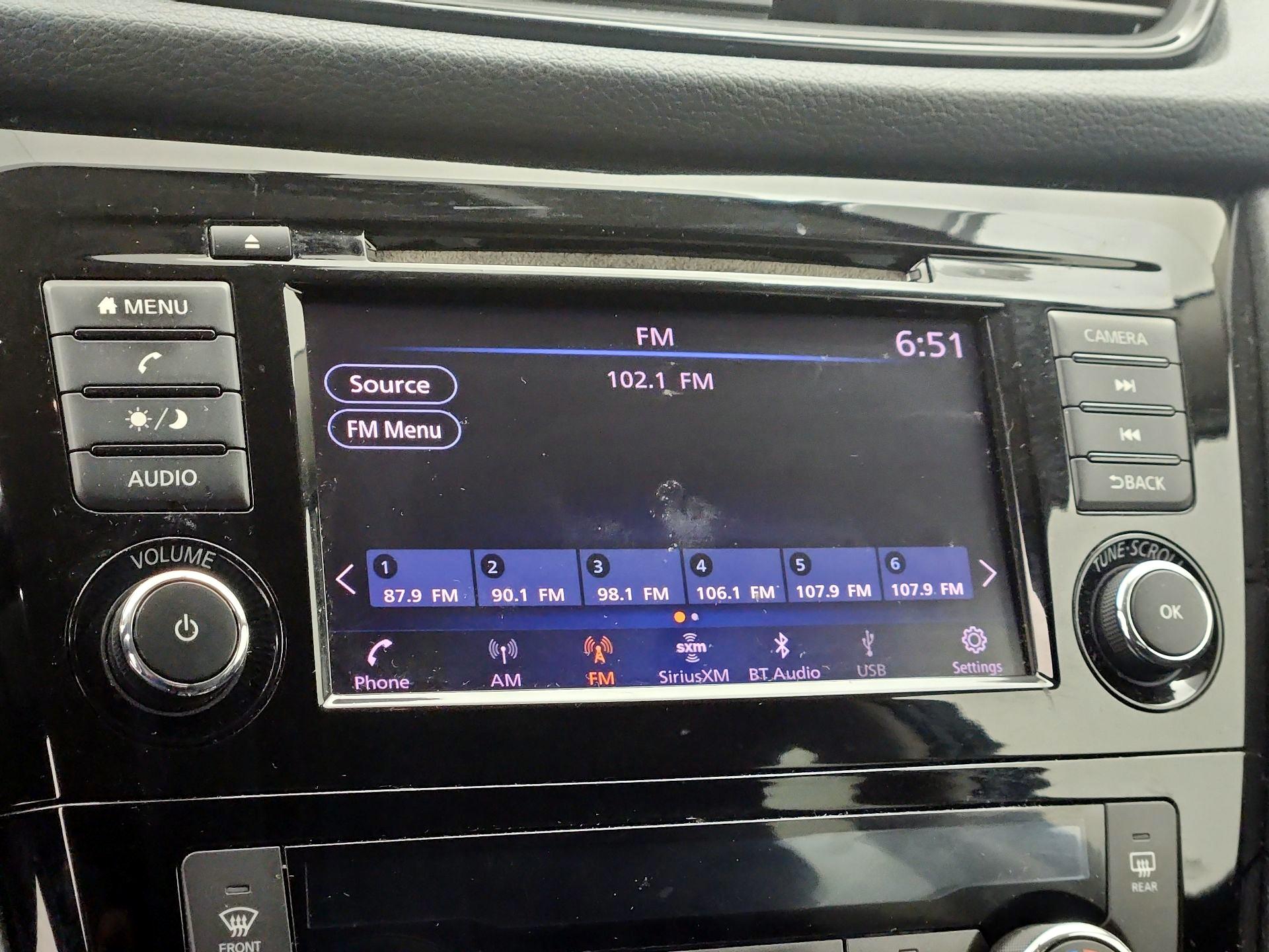 Thumbnail: 2018 Nissan Rogue - 15