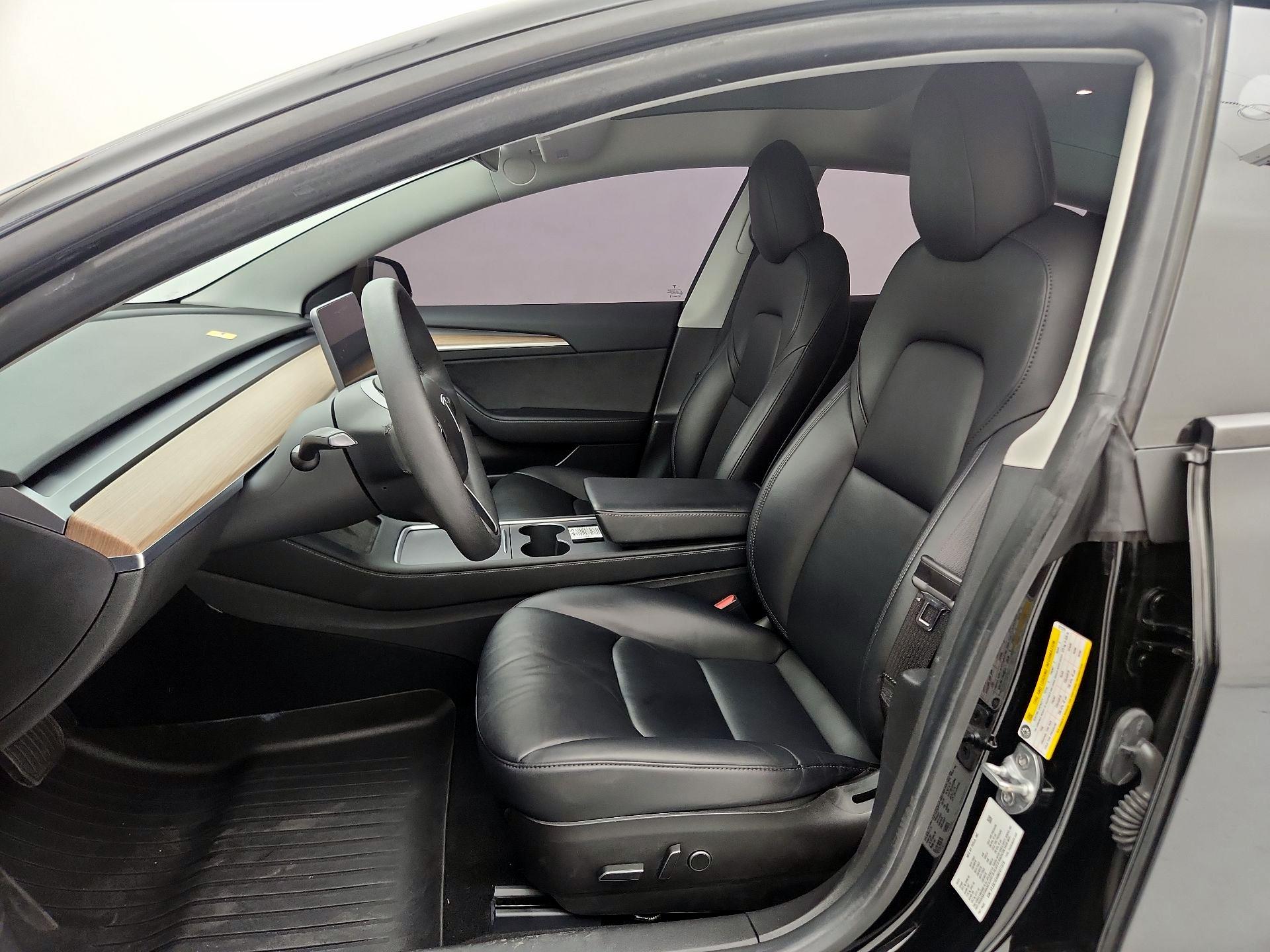 Thumbnail: 2021 Tesla Model 3 - 11