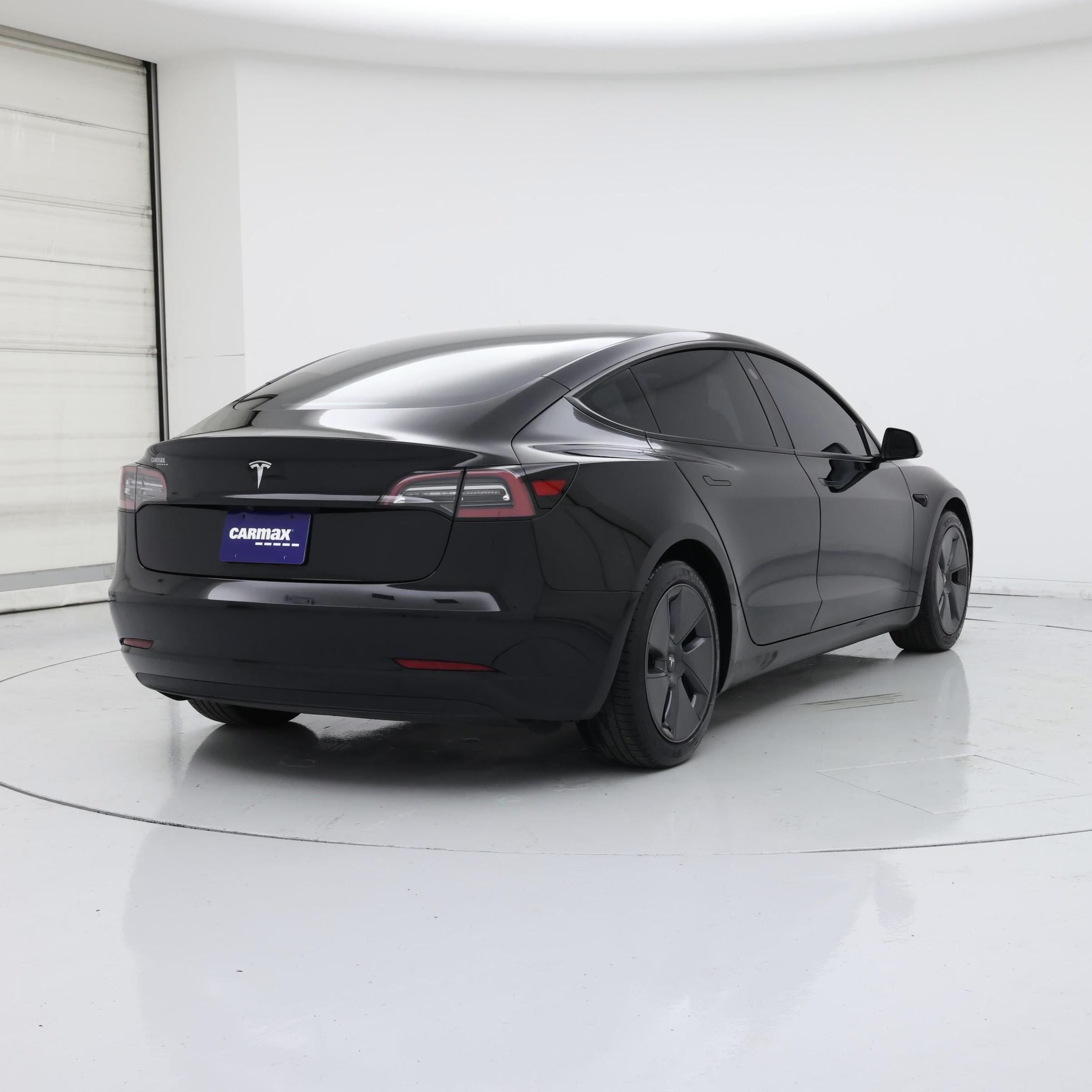 Thumbnail: 2021 Tesla Model 3 - 8