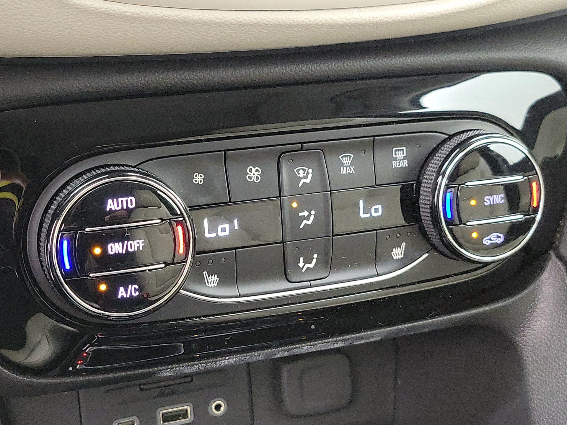 Thumbnail: 2021 Buick Encore GX - 17