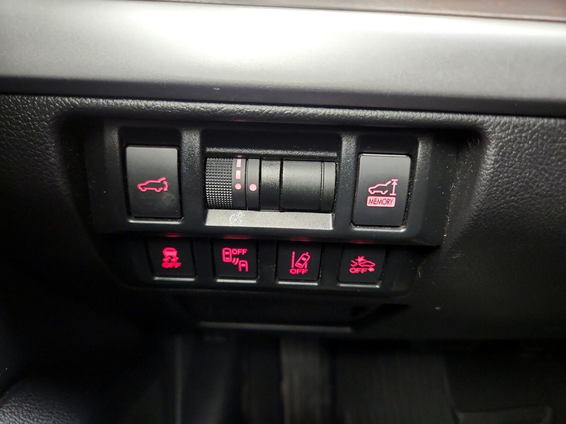 Thumbnail: 2019 Subaru Outback - 13