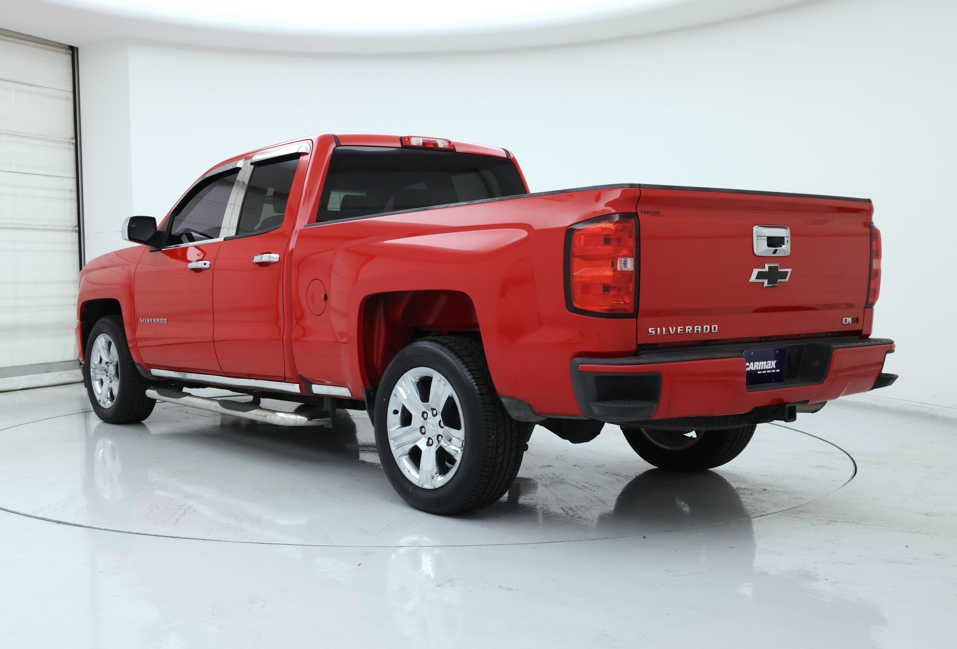 Thumbnail: 2017 Chevrolet Silverado 1500 - 2
