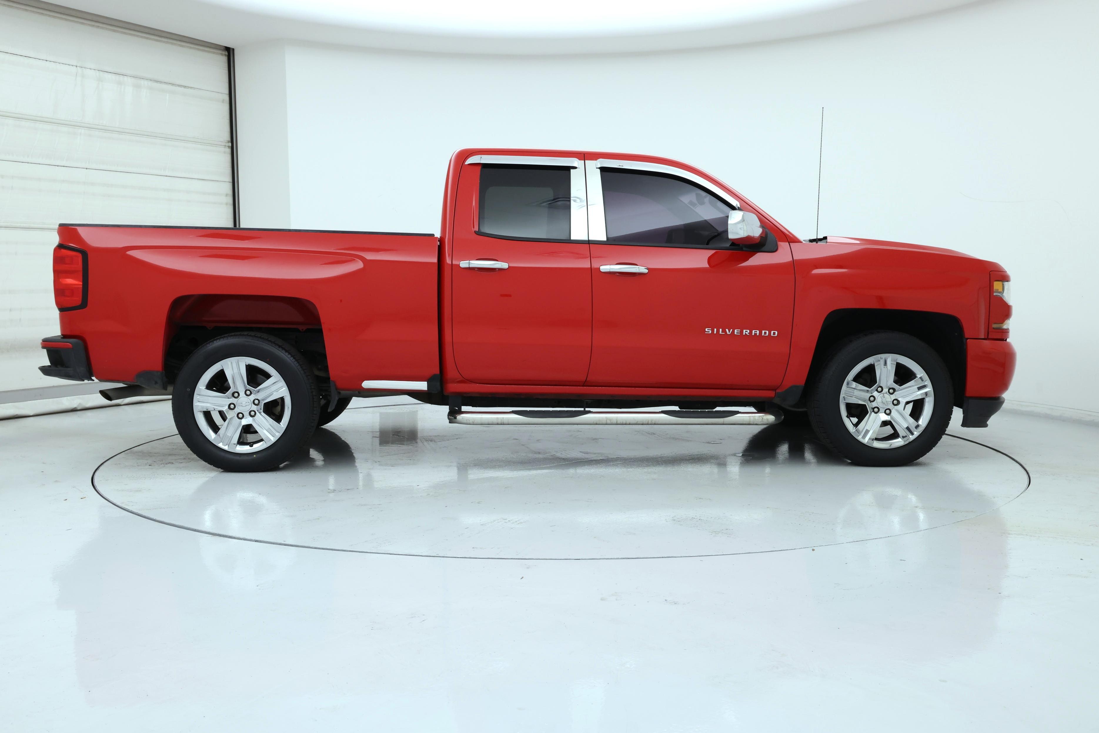 Thumbnail: 2017 Chevrolet Silverado 1500 - 7