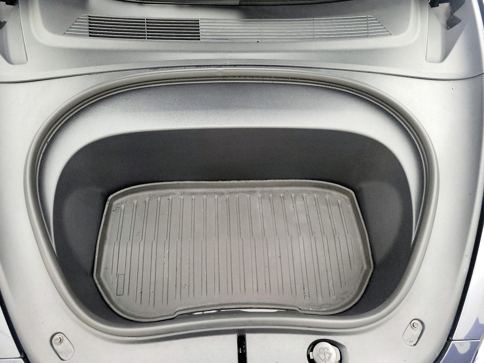 Thumbnail: 2025 Tesla Model 3 - 20