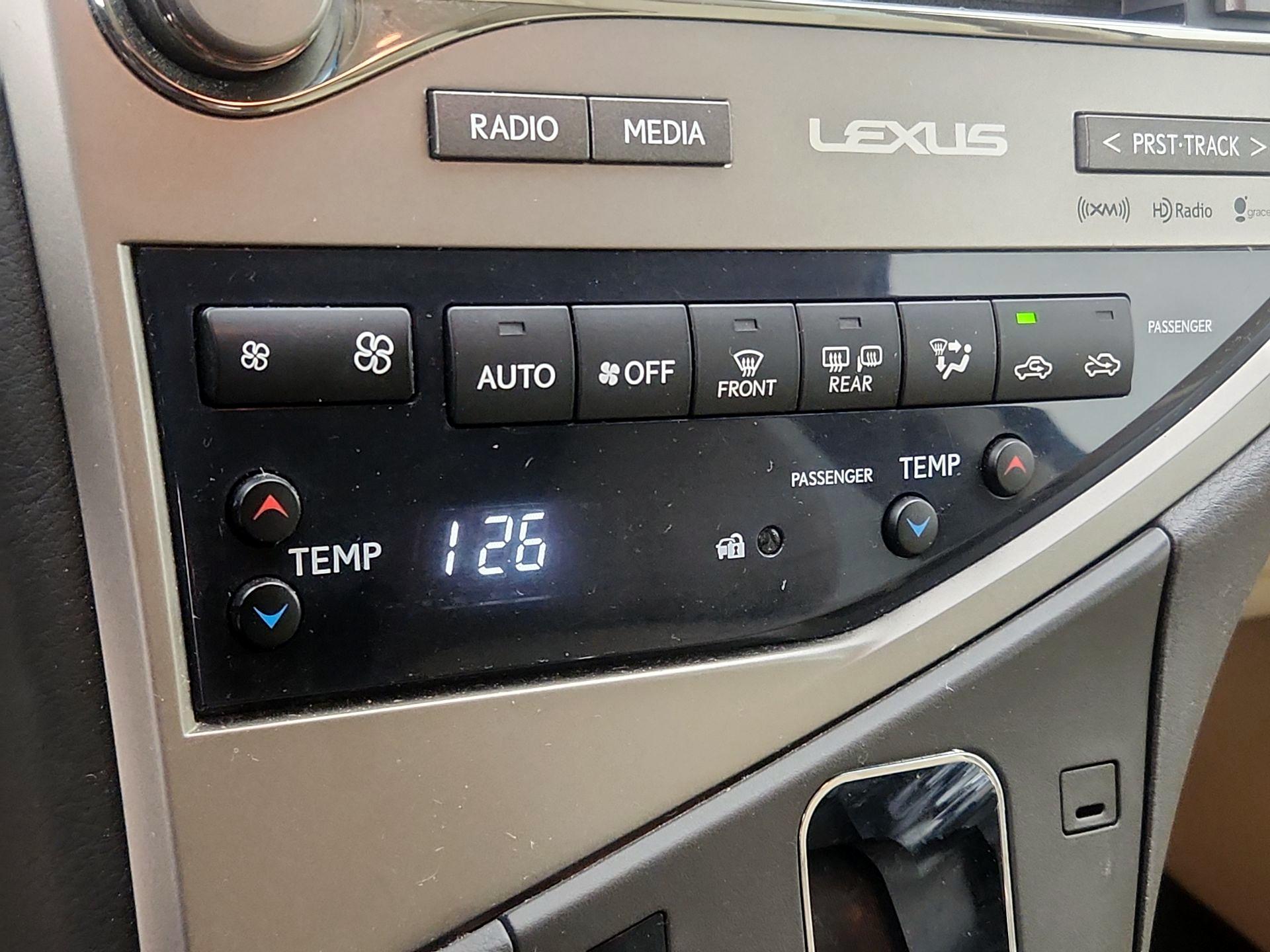 Thumbnail: 2015 Lexus RX - 17