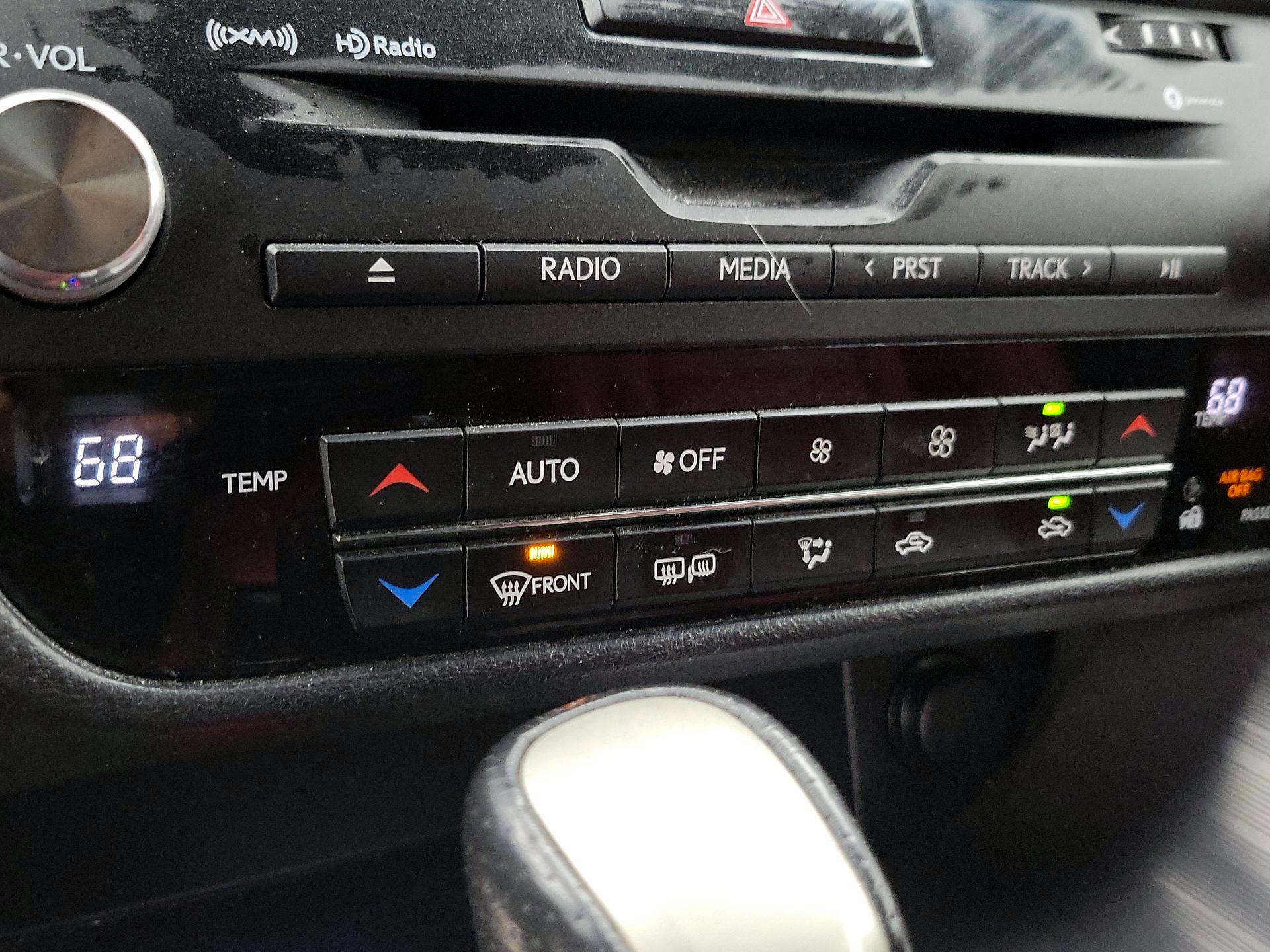 Thumbnail: 2017 Lexus RX - 16