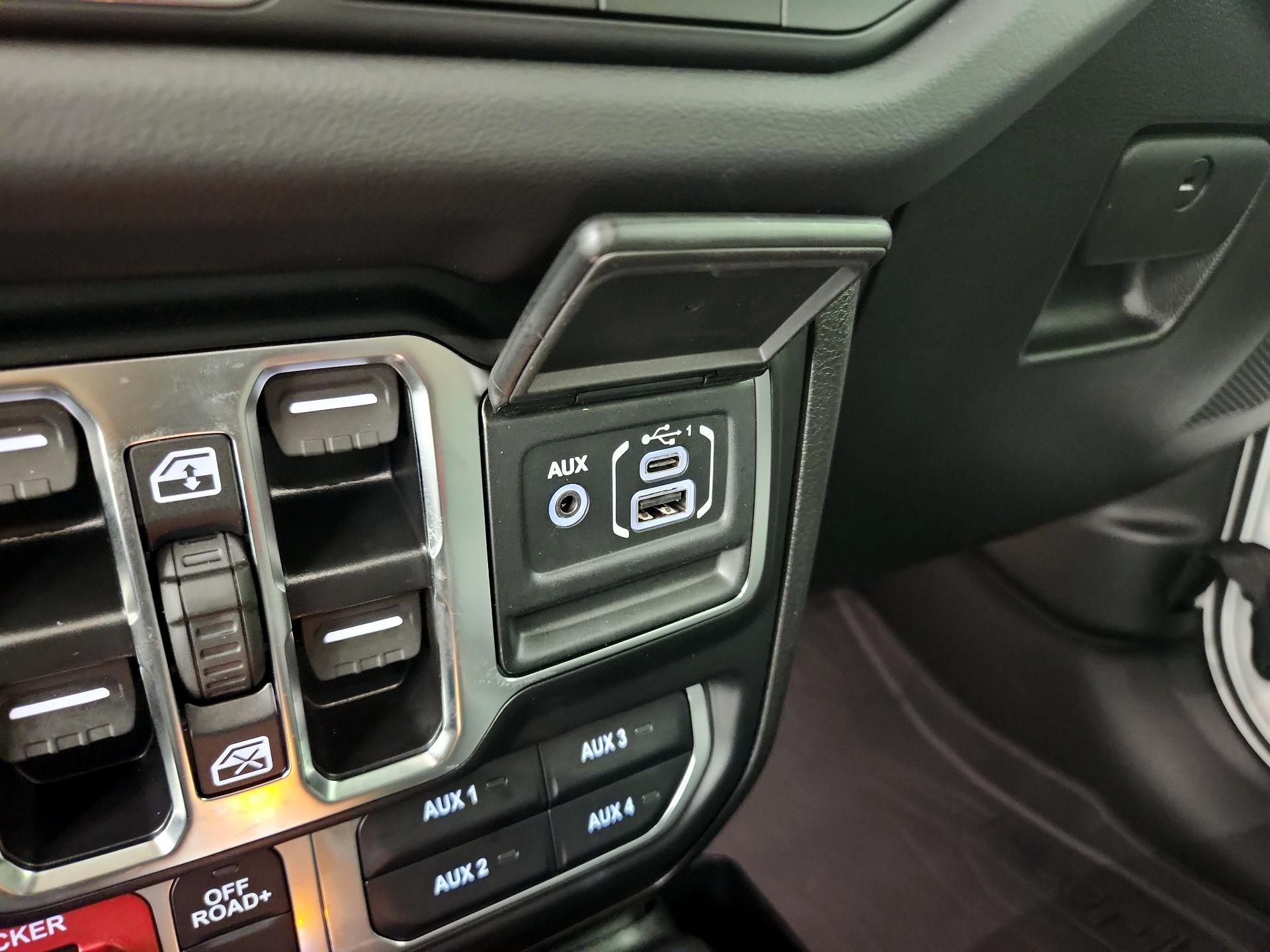 Thumbnail: 2025 Jeep Gladiator - 19