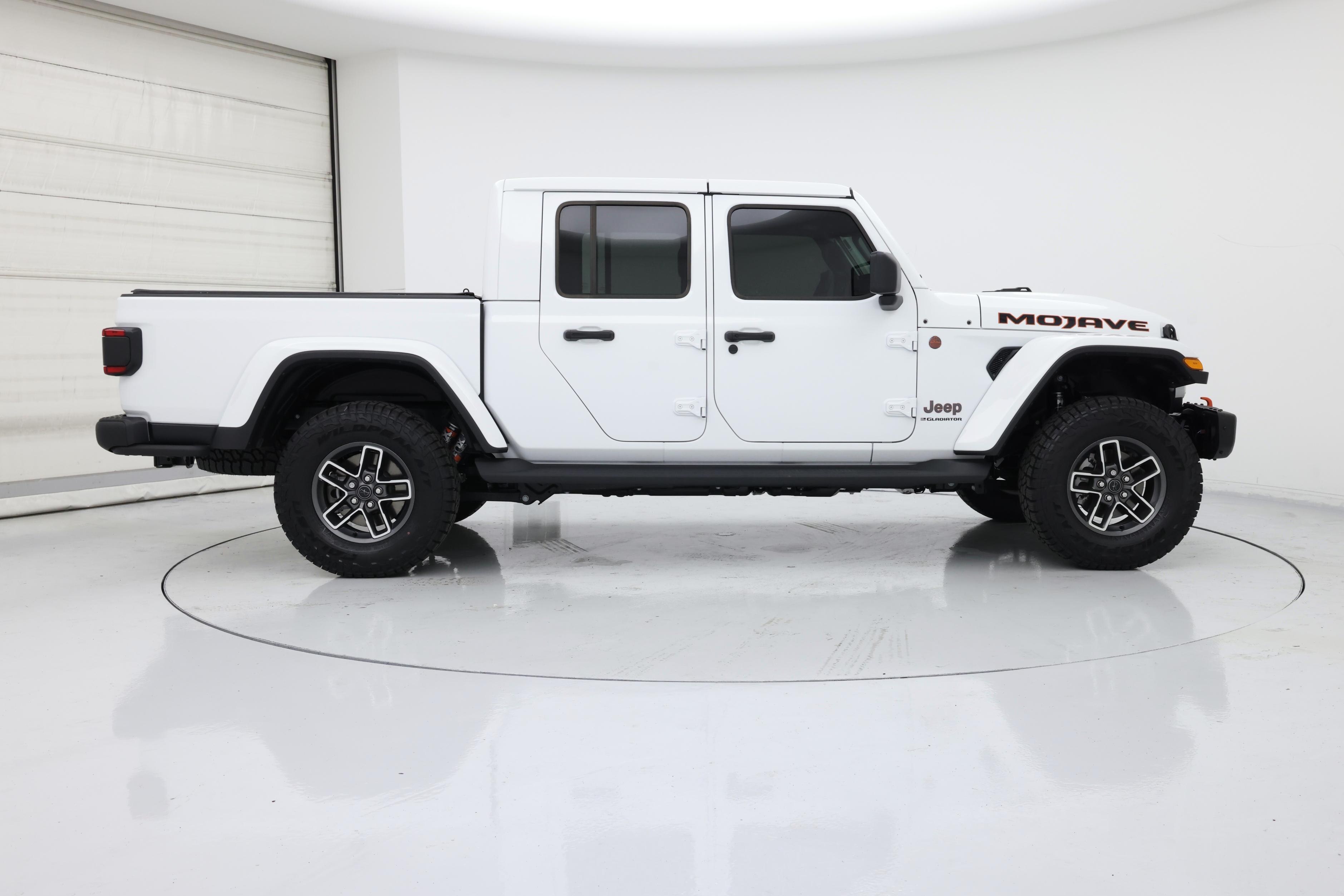 Thumbnail: 2025 Jeep Gladiator - 7