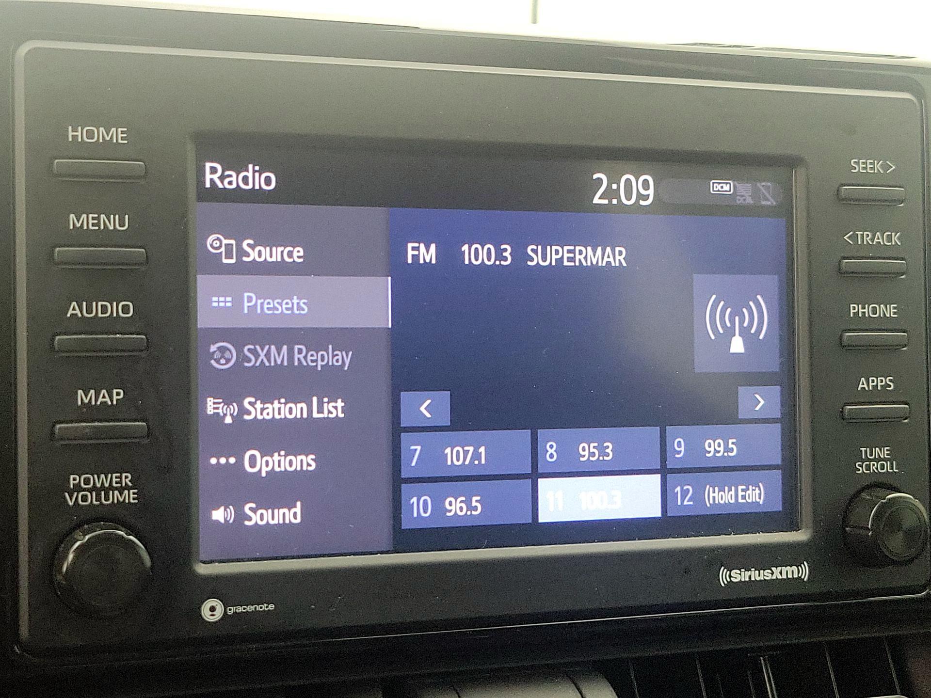 Thumbnail: 2021 Toyota RAV4 - 15