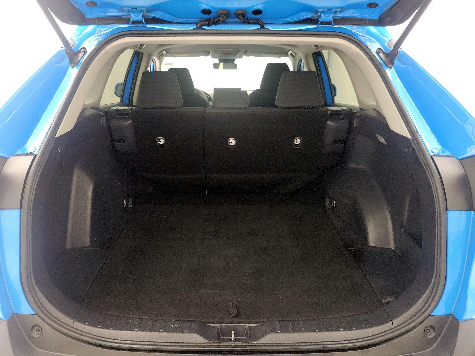 Thumbnail: 2021 Toyota RAV4 - 20