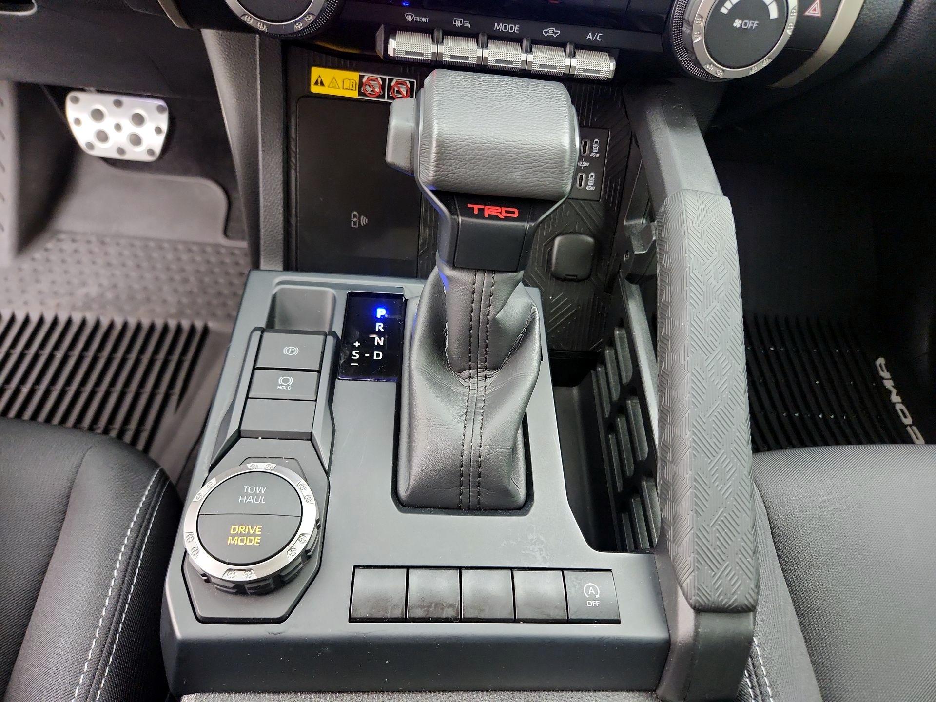 Thumbnail: 2024 Toyota Tacoma - 17