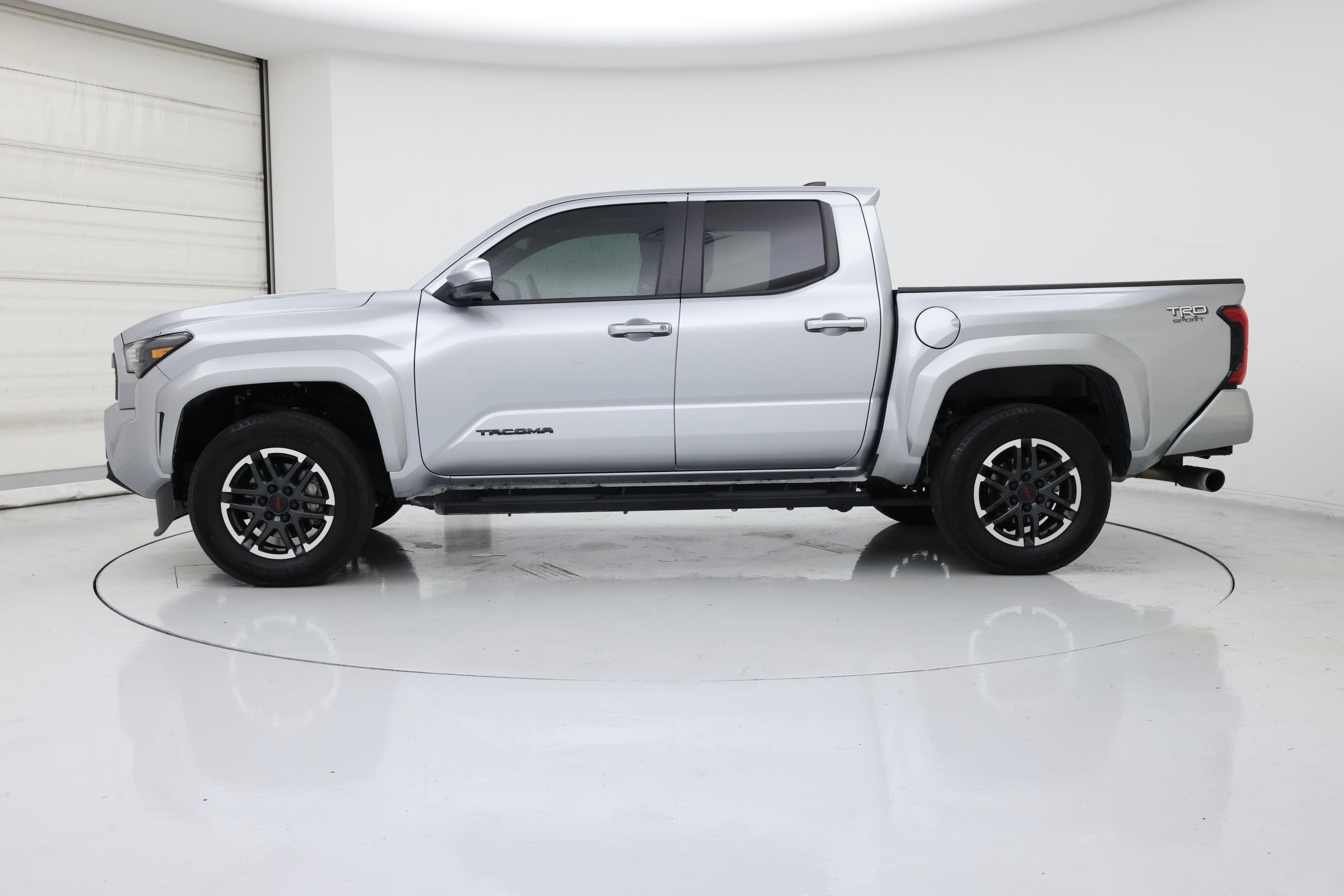 Thumbnail: 2024 Toyota Tacoma - 3