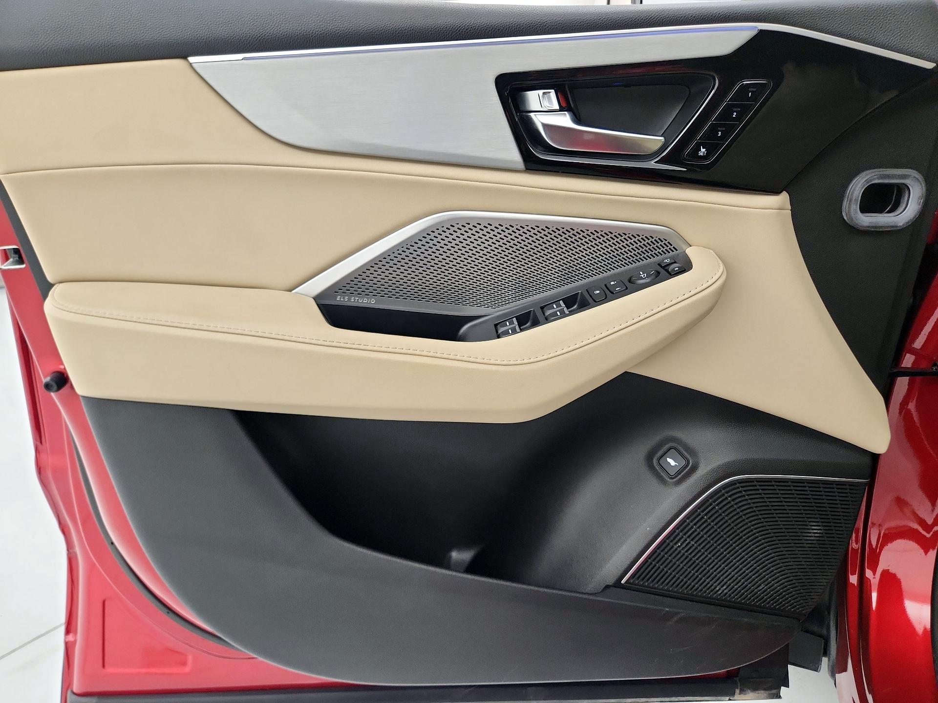 Thumbnail: 2023 Acura MDX - 12