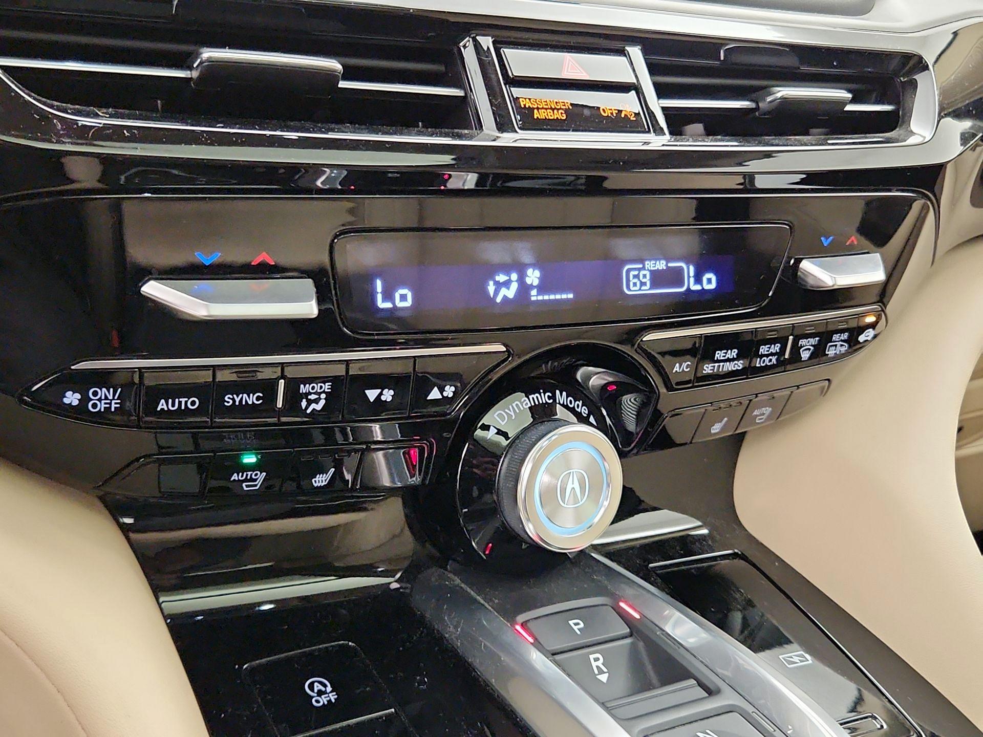 Thumbnail: 2023 Acura MDX - 17