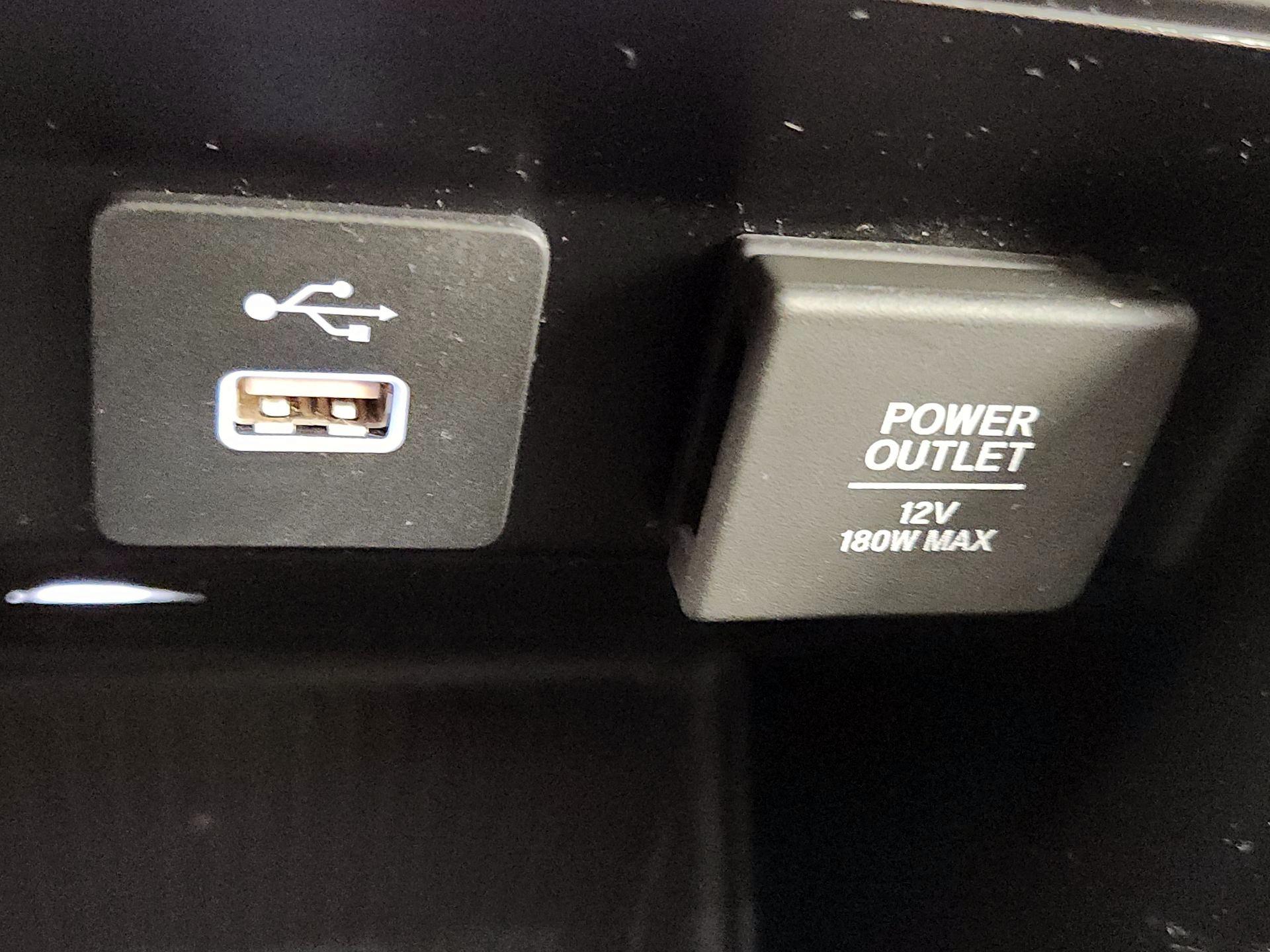 Thumbnail: 2023 Acura MDX - 19