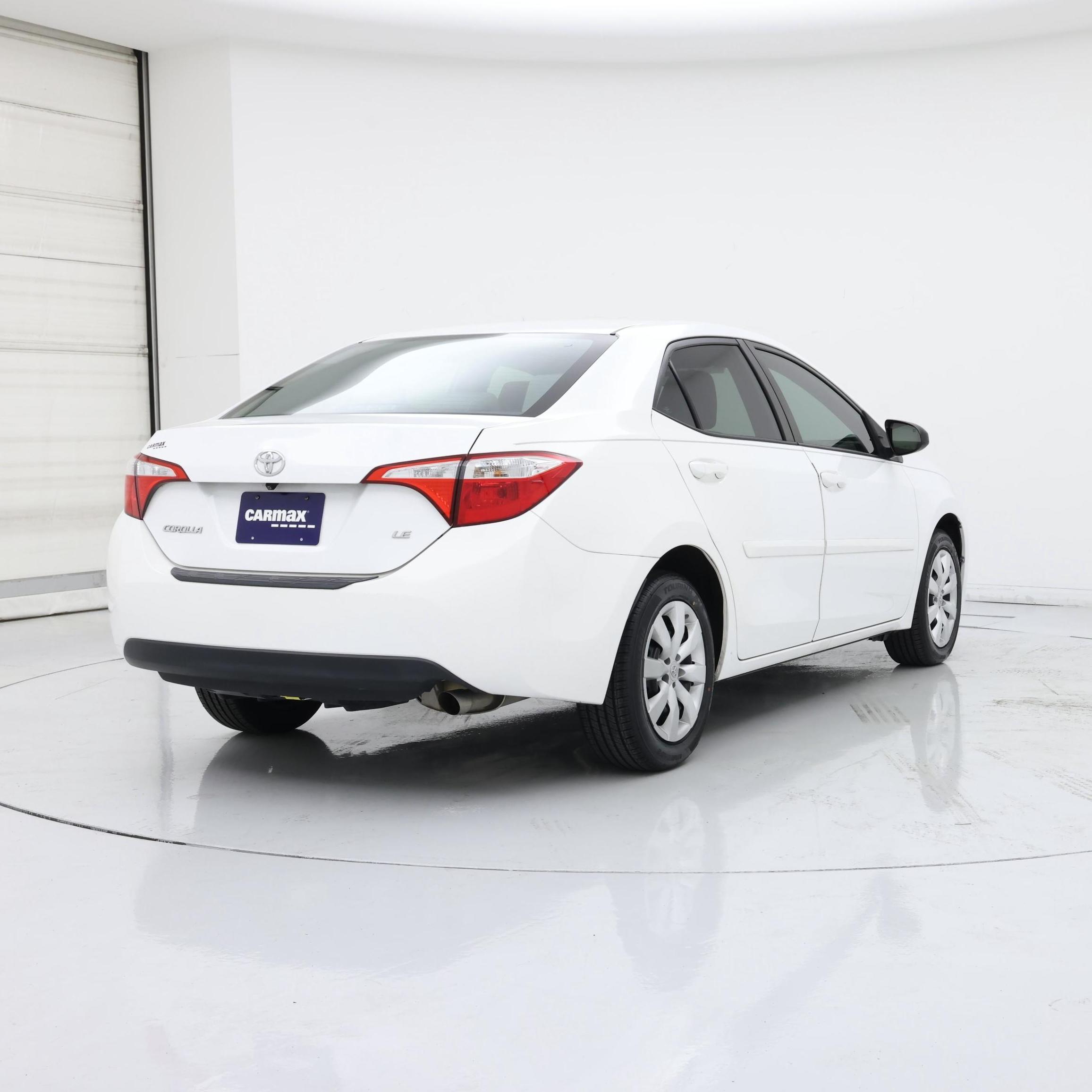 Thumbnail: 2015 Toyota Corolla - 8