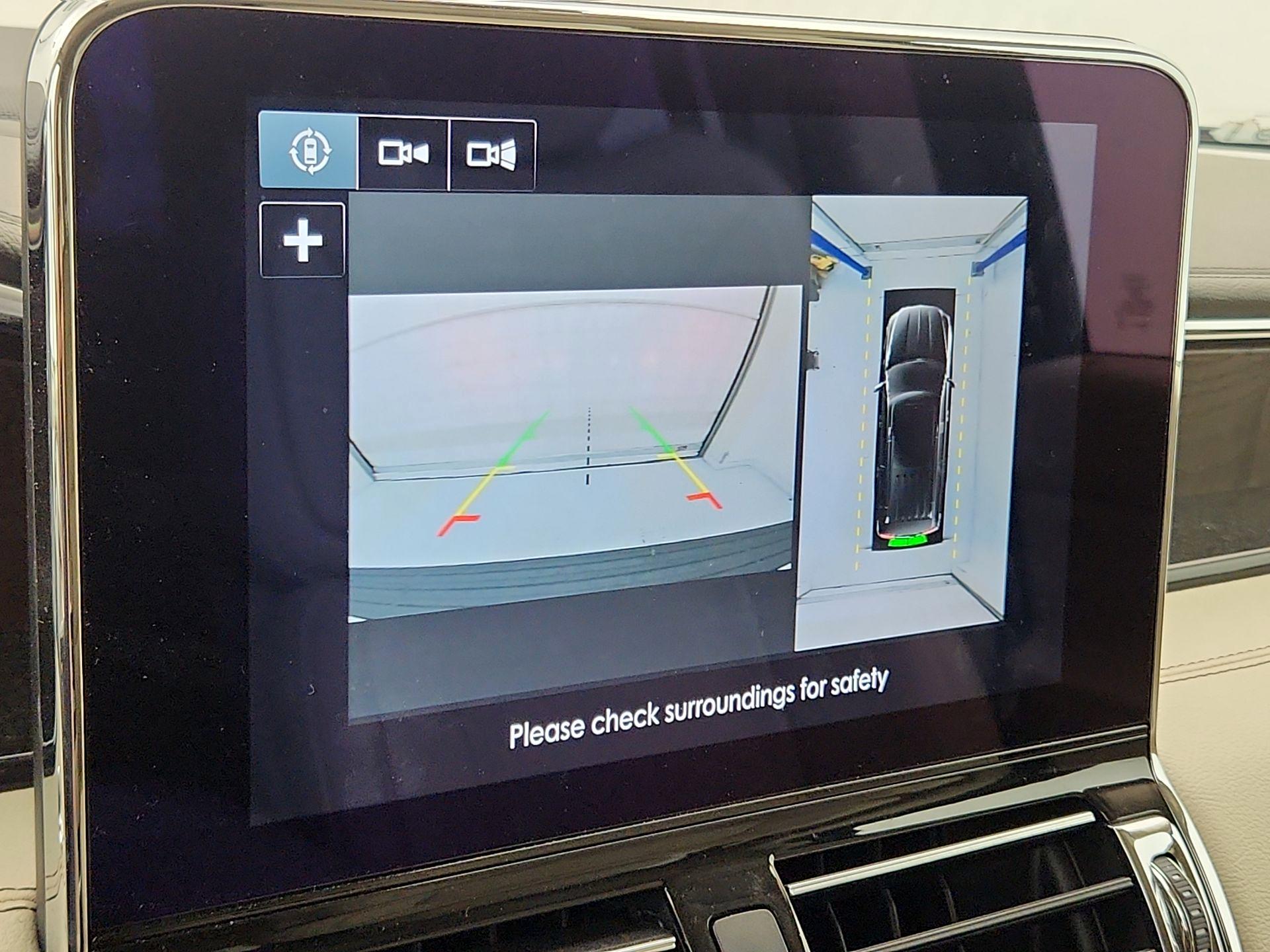 Thumbnail: 2019 Lincoln Navigator L - 15