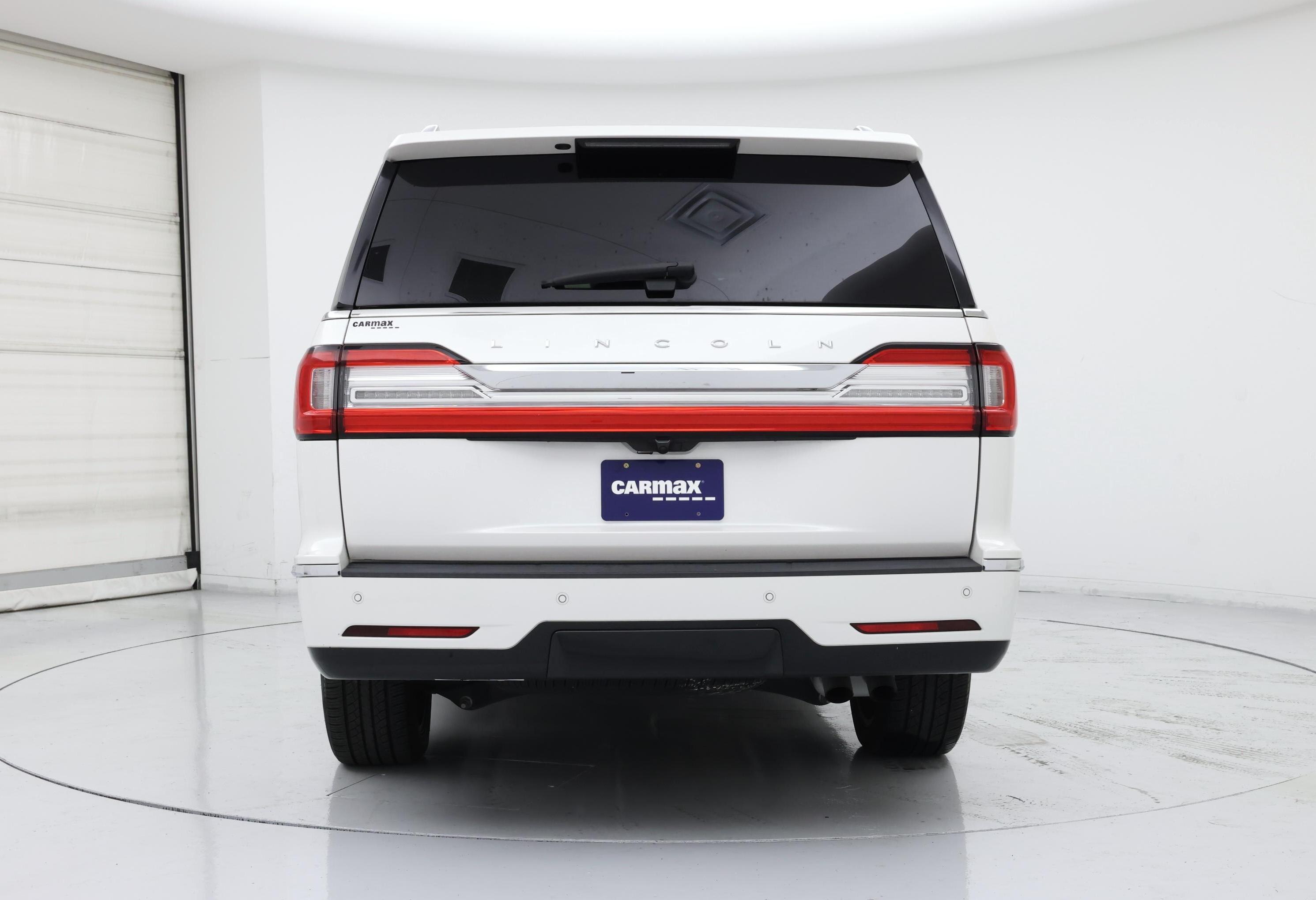 Thumbnail: 2019 Lincoln Navigator L - 6