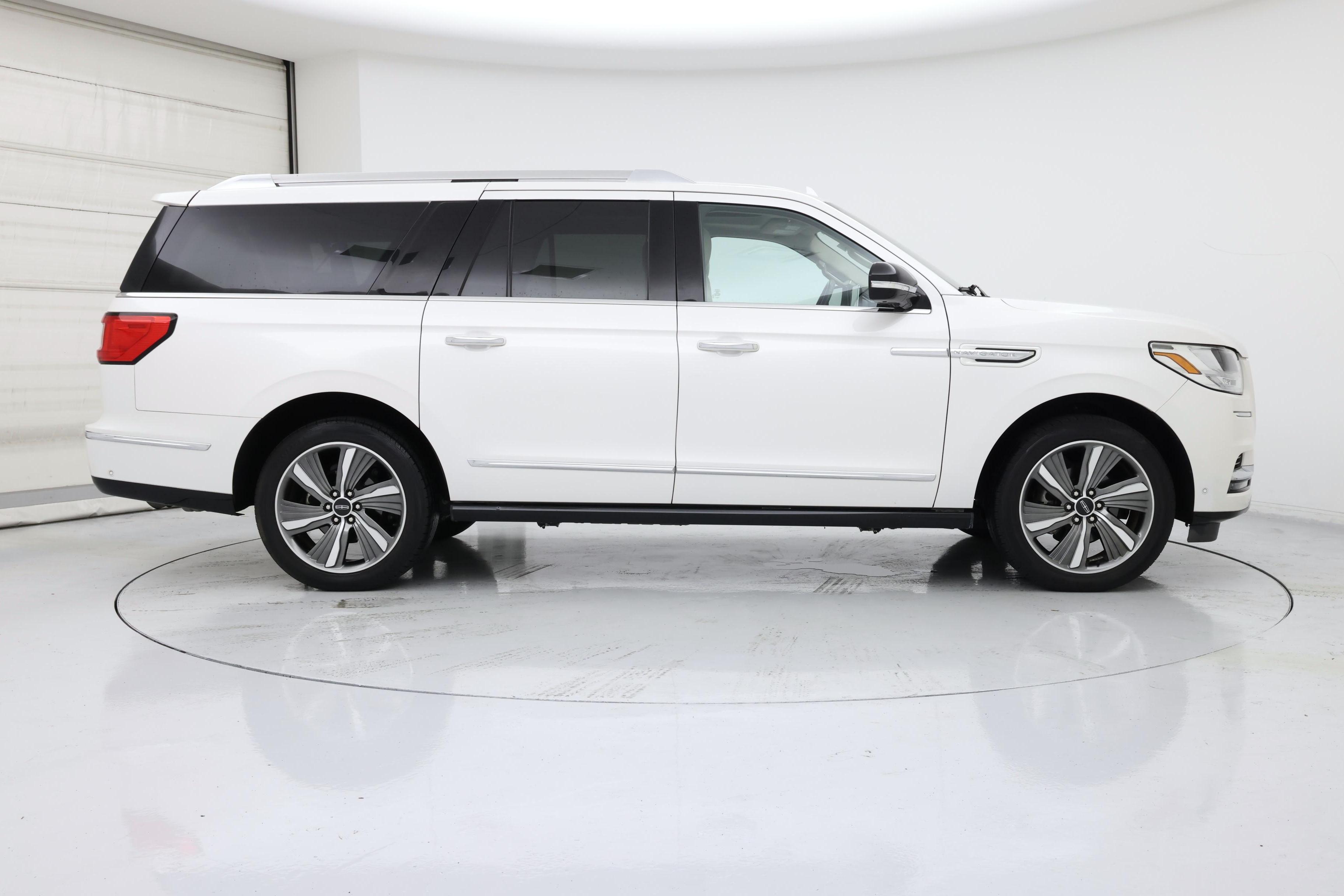 Thumbnail: 2019 Lincoln Navigator L - 7