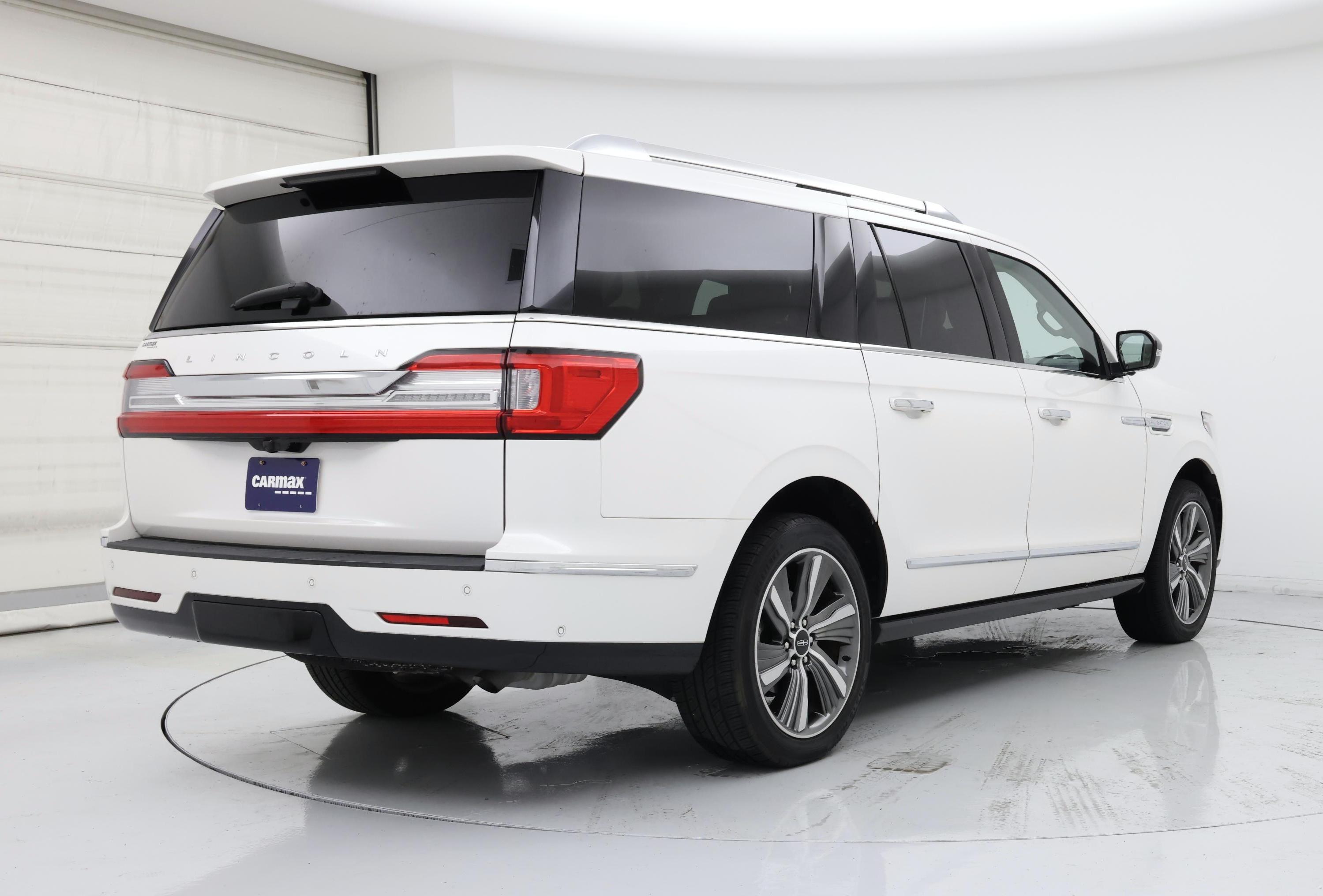 Thumbnail: 2019 Lincoln Navigator L - 8