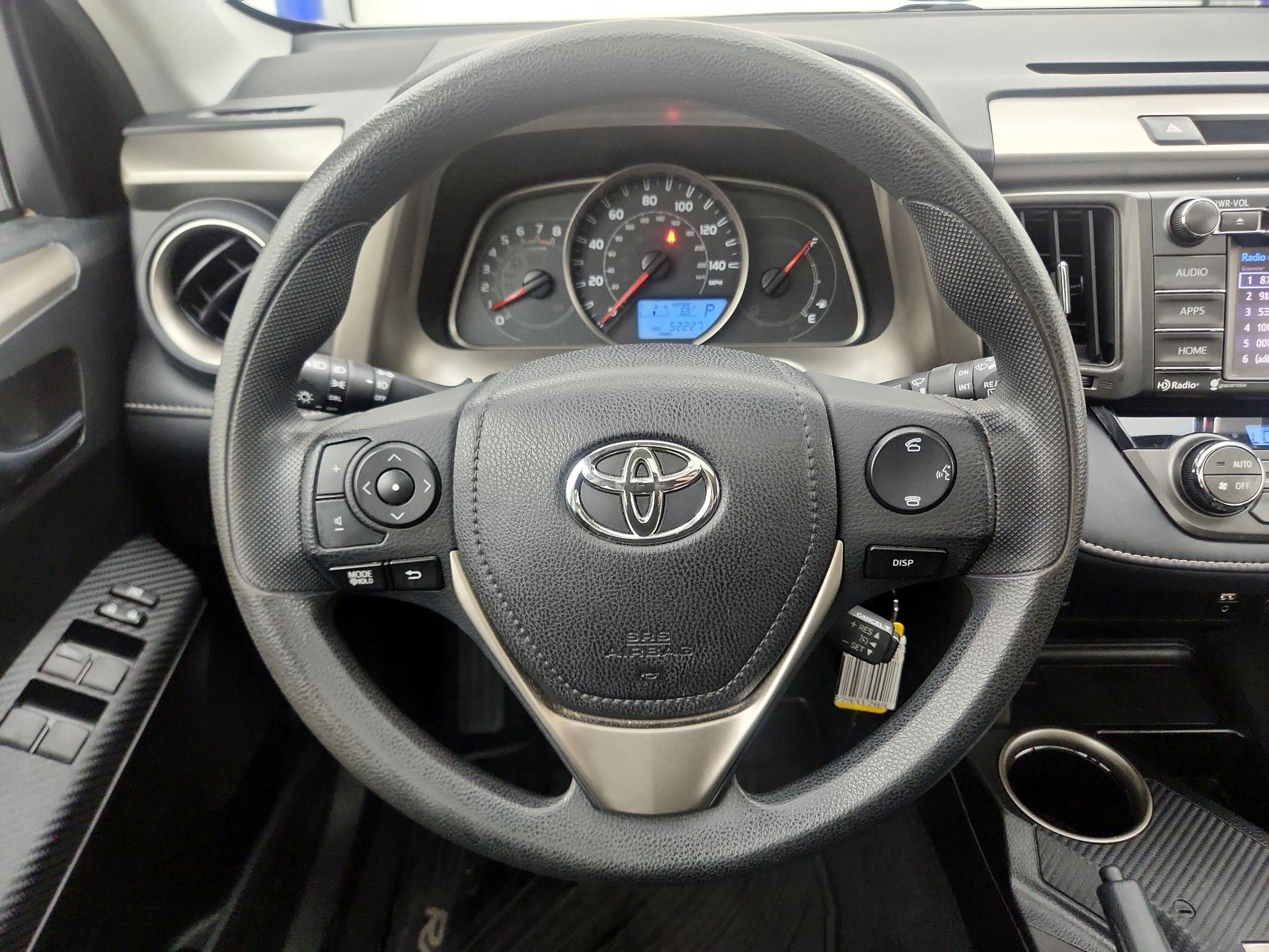 Thumbnail: 2014 Toyota RAV4 - 10