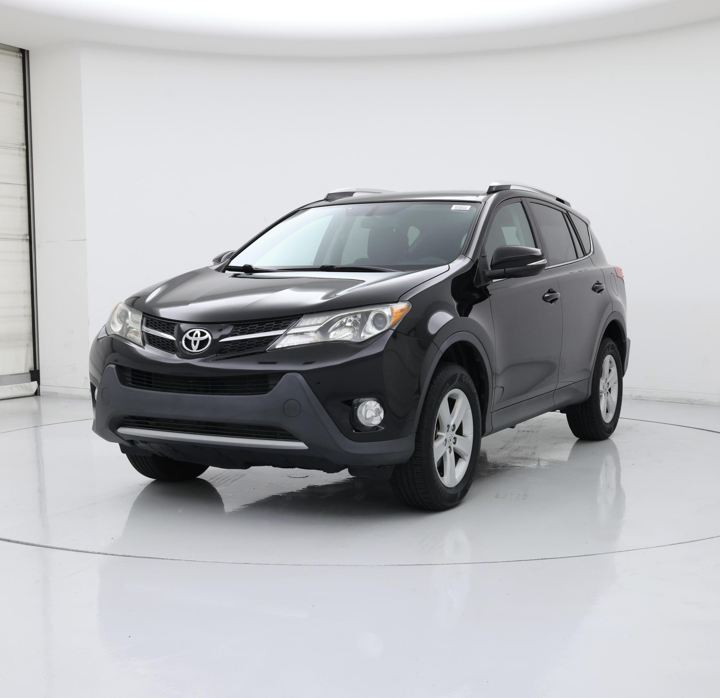 Thumbnail: 2014 Toyota RAV4 - 4