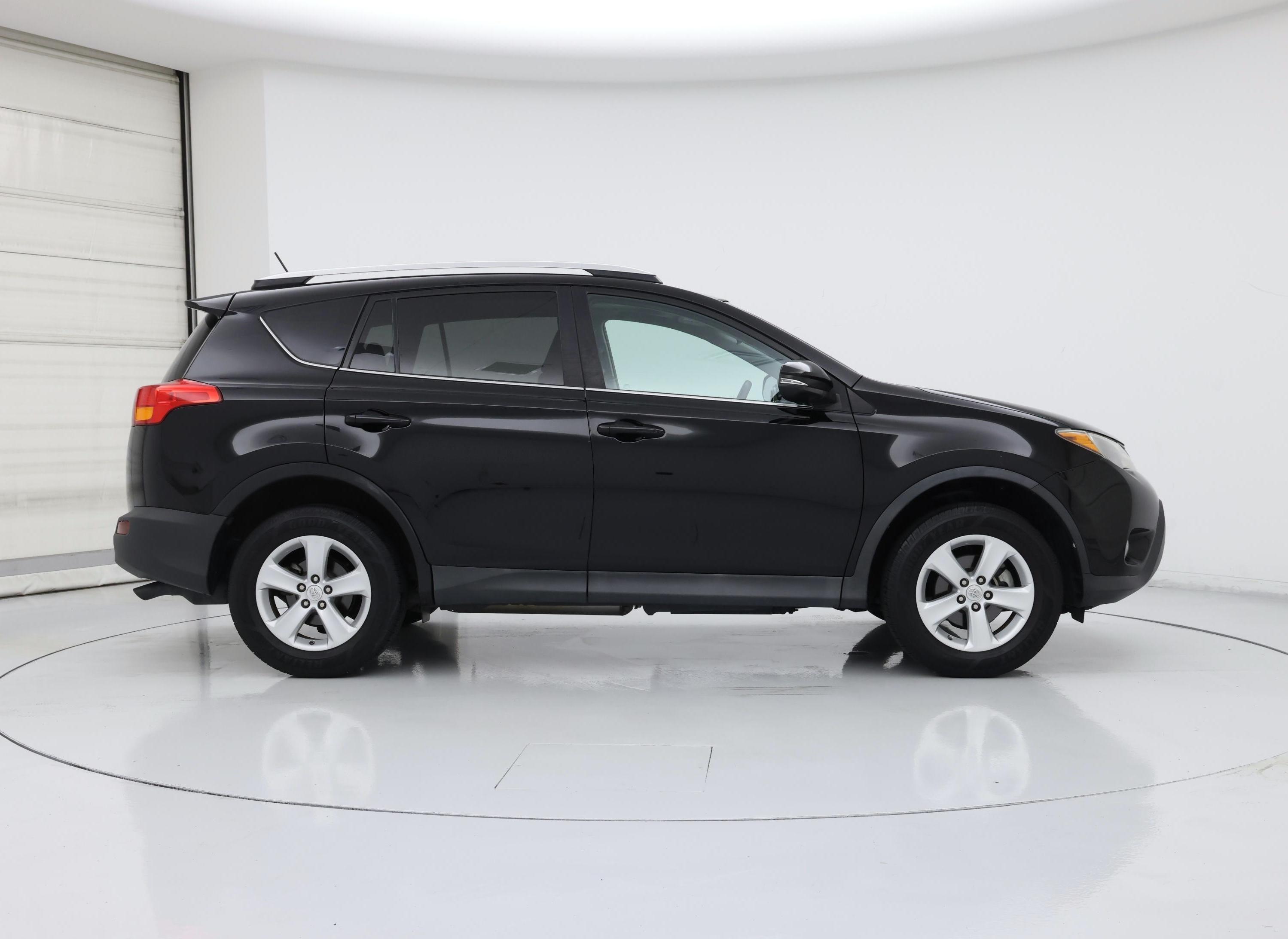 Thumbnail: 2014 Toyota RAV4 - 7