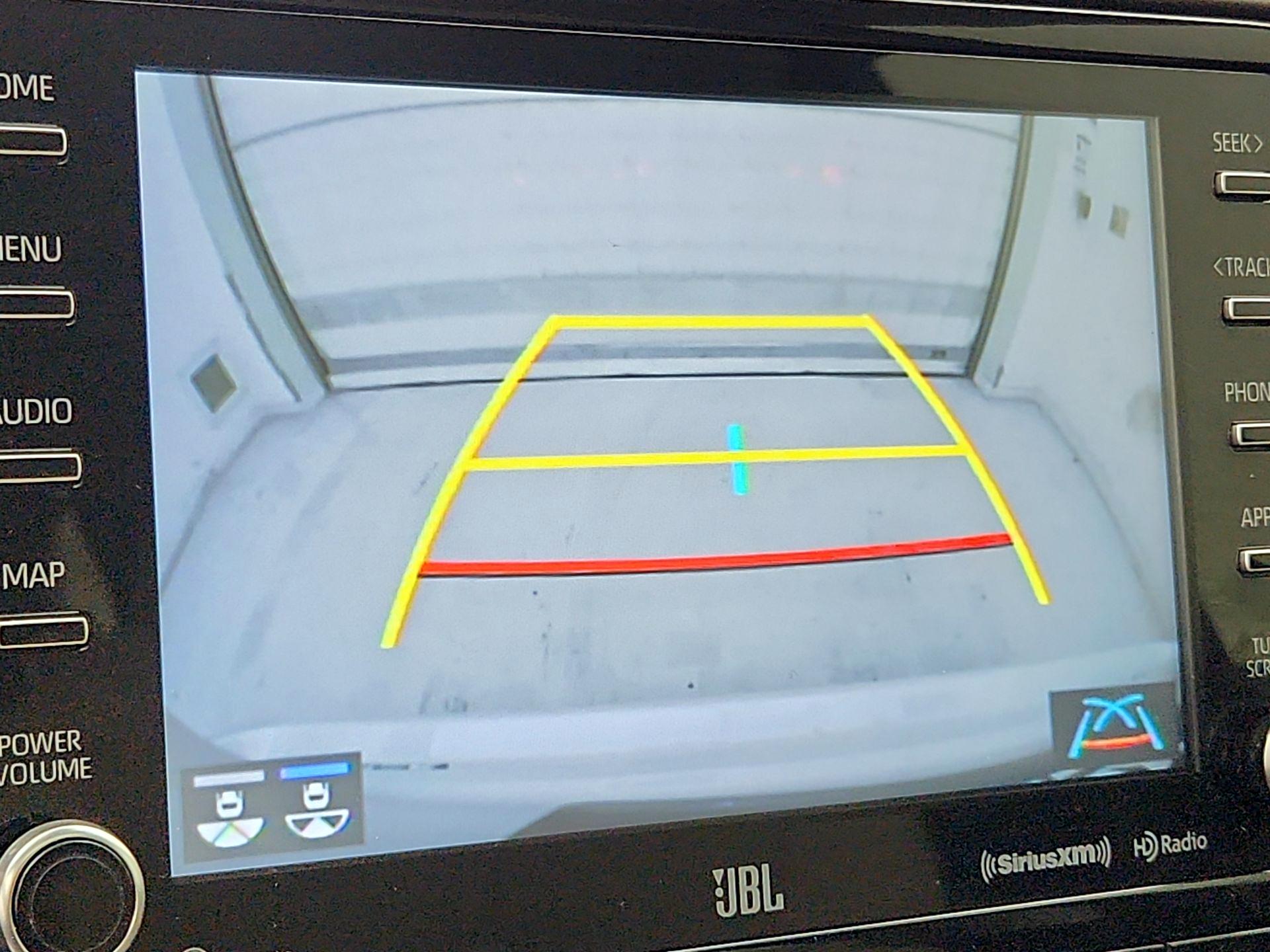 Thumbnail: 2022 Toyota Highlander - 15