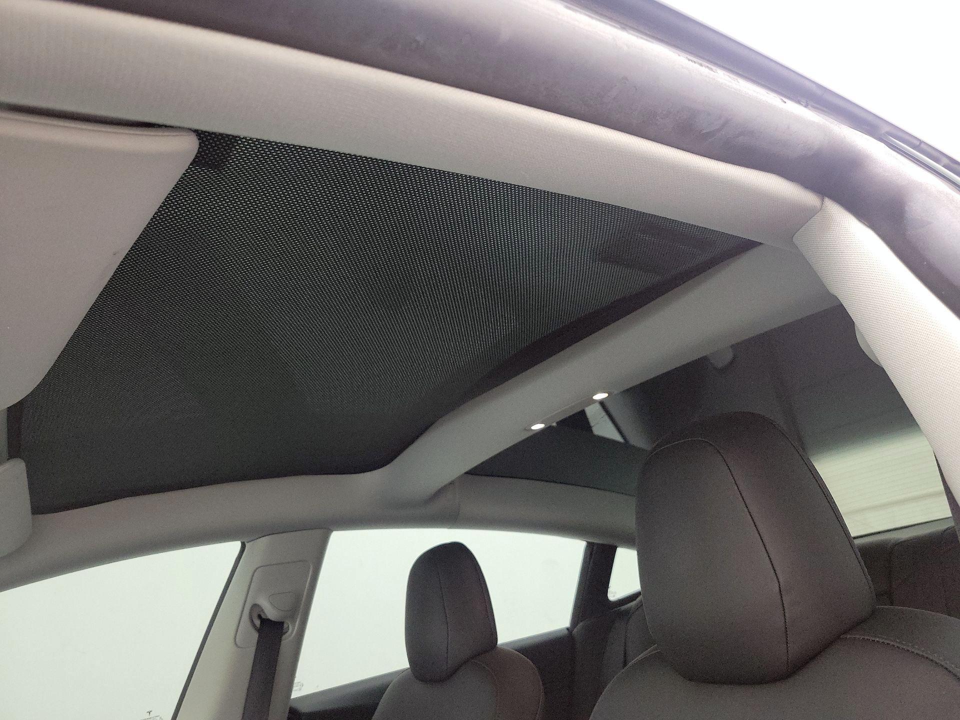 Thumbnail: 2023 Tesla Model 3 - 18