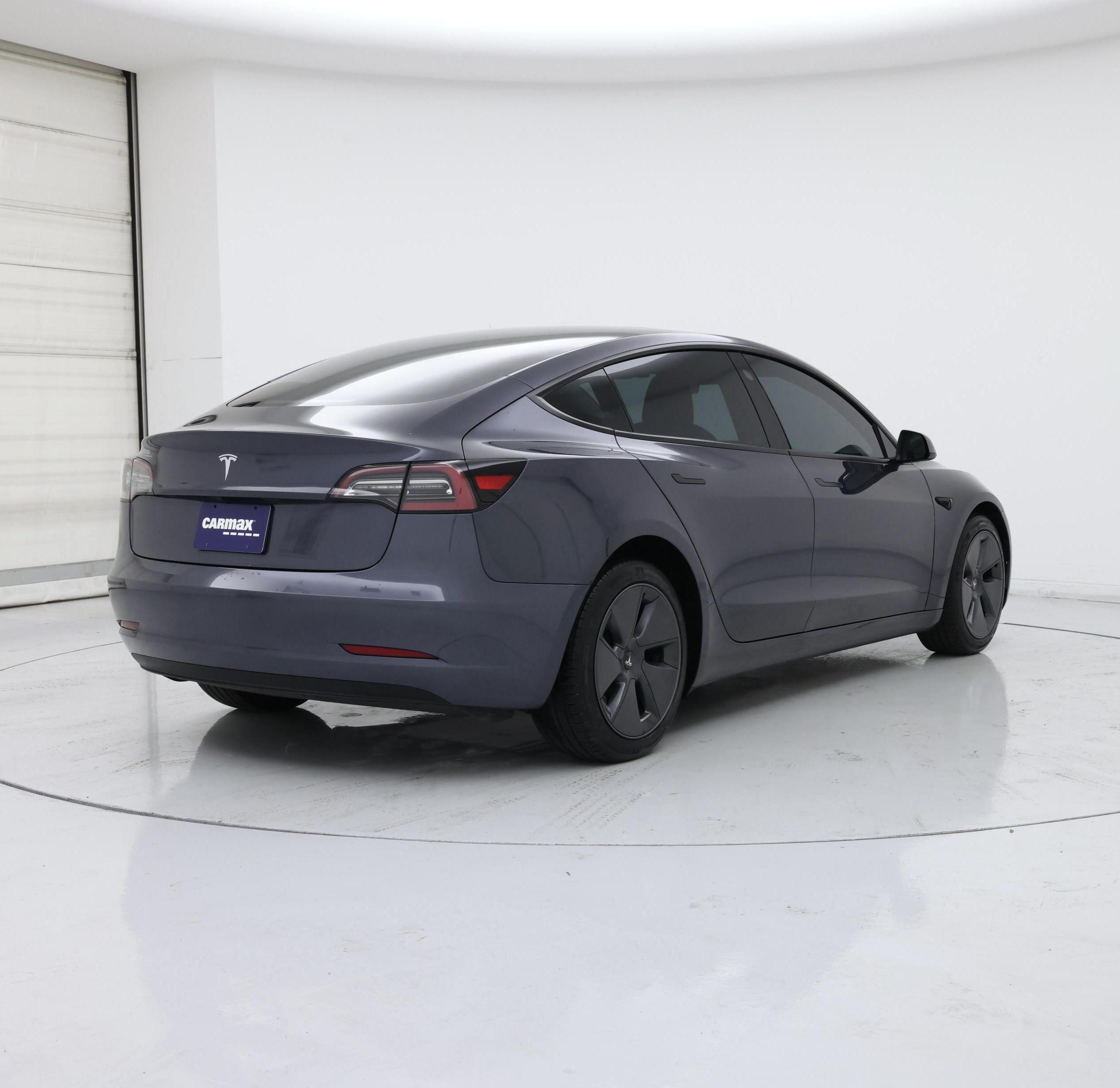 Thumbnail: 2023 Tesla Model 3 - 8