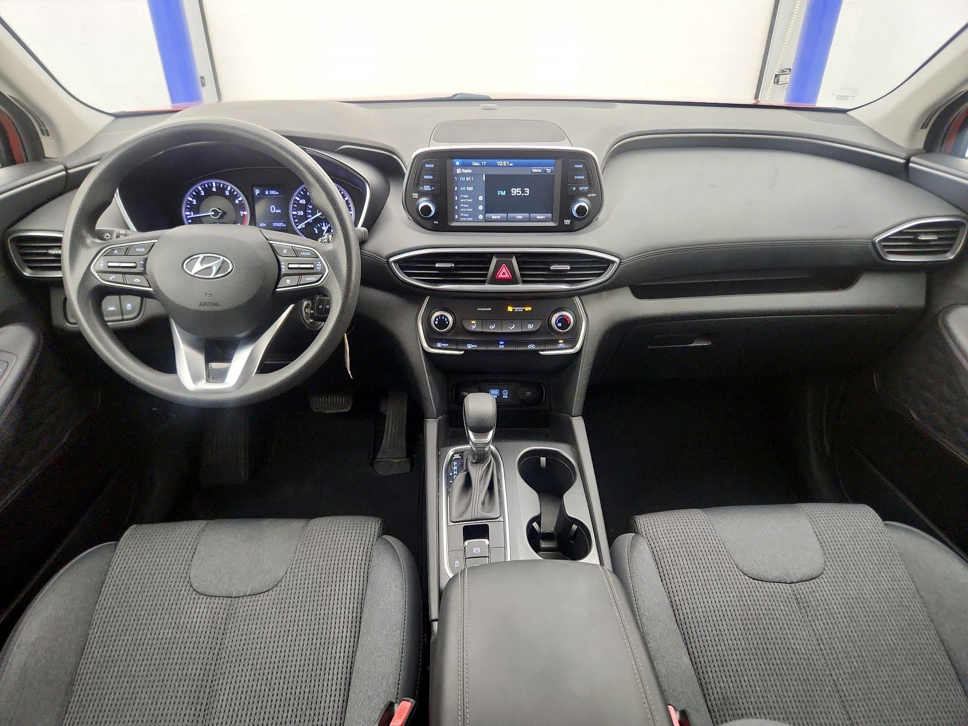 Thumbnail: 2019 Hyundai Santa Fe - 9