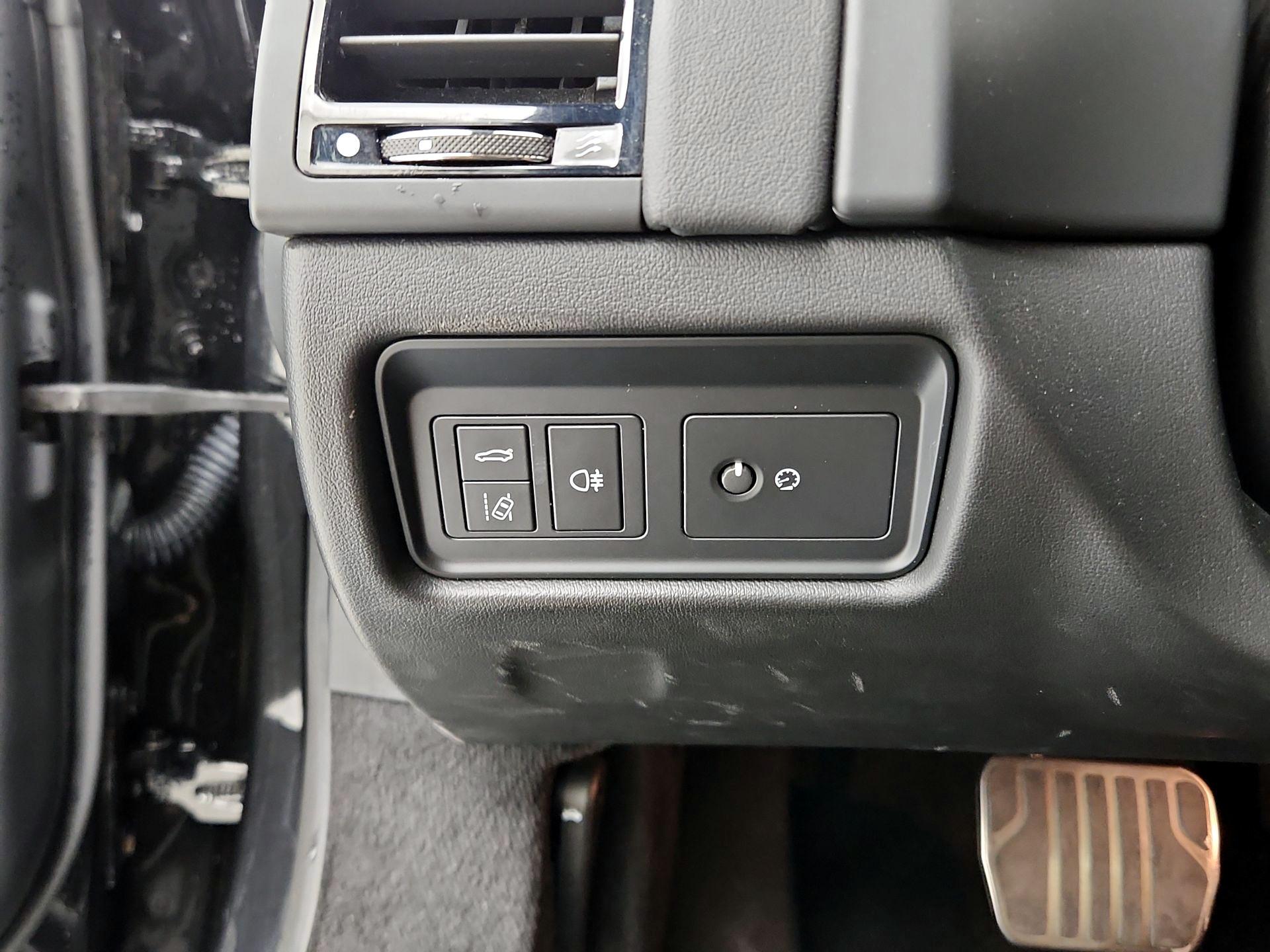 Thumbnail: 2021 Jaguar F-Type - 13