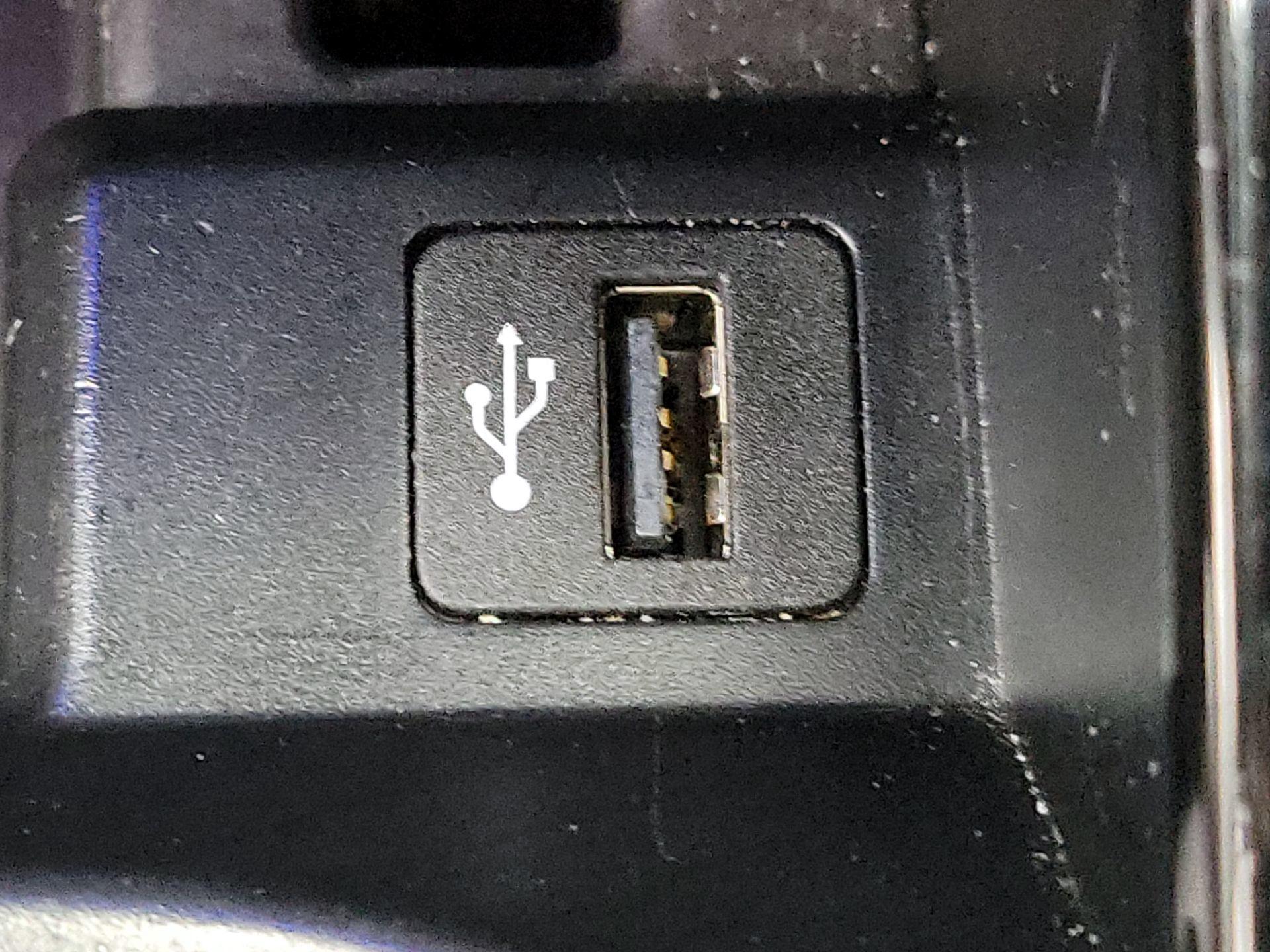 Thumbnail: 2019 BMW X3 - 19