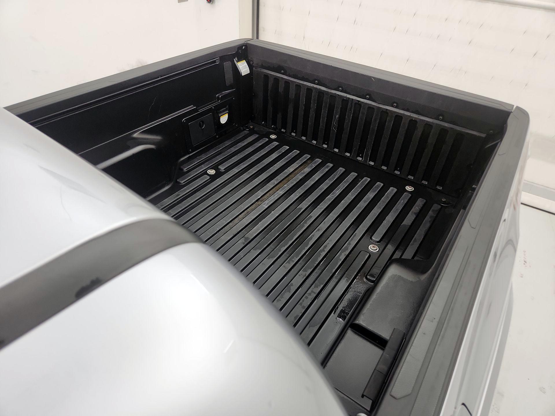 Thumbnail: 2023 Toyota Tacoma - 20