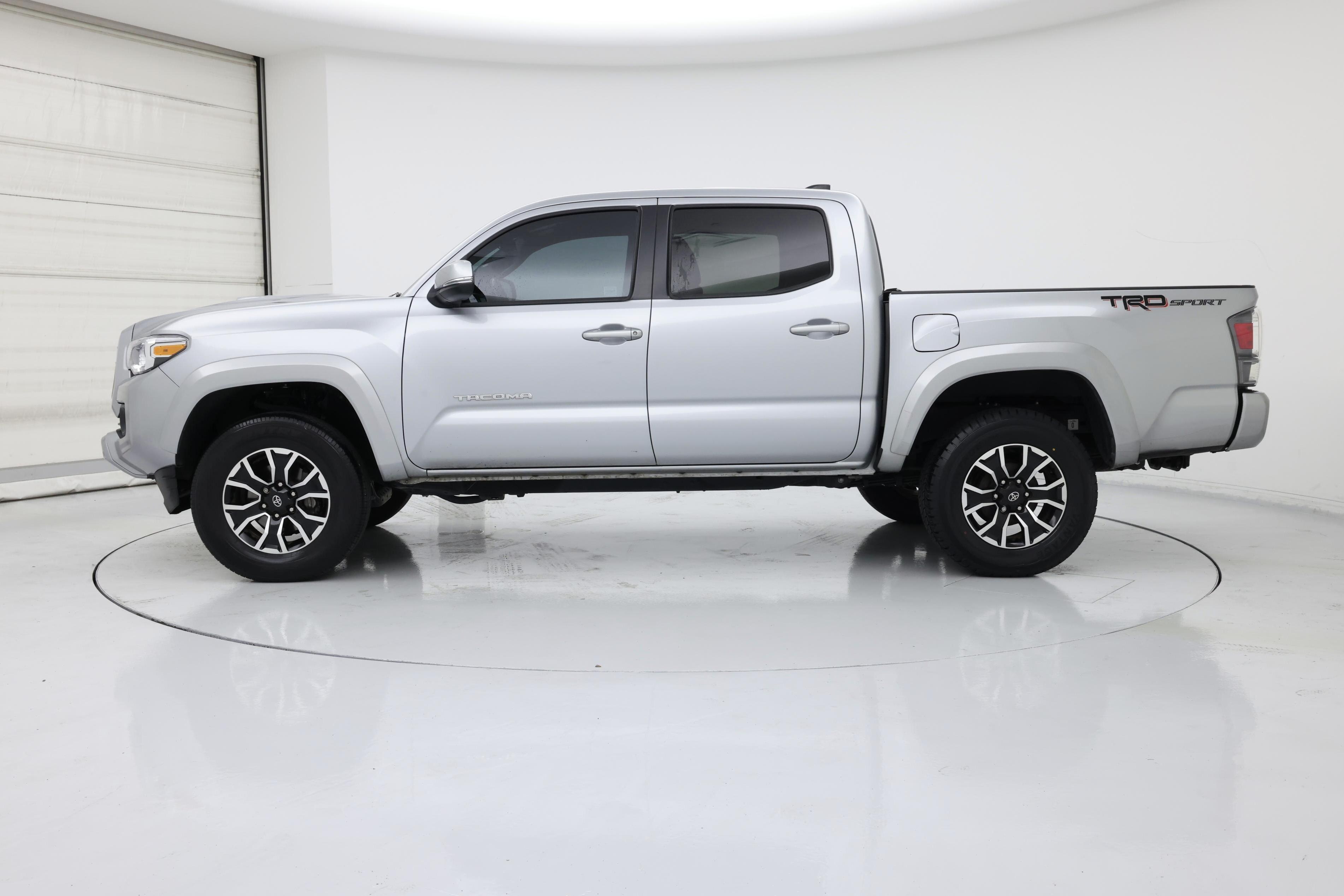 Thumbnail: 2023 Toyota Tacoma - 3