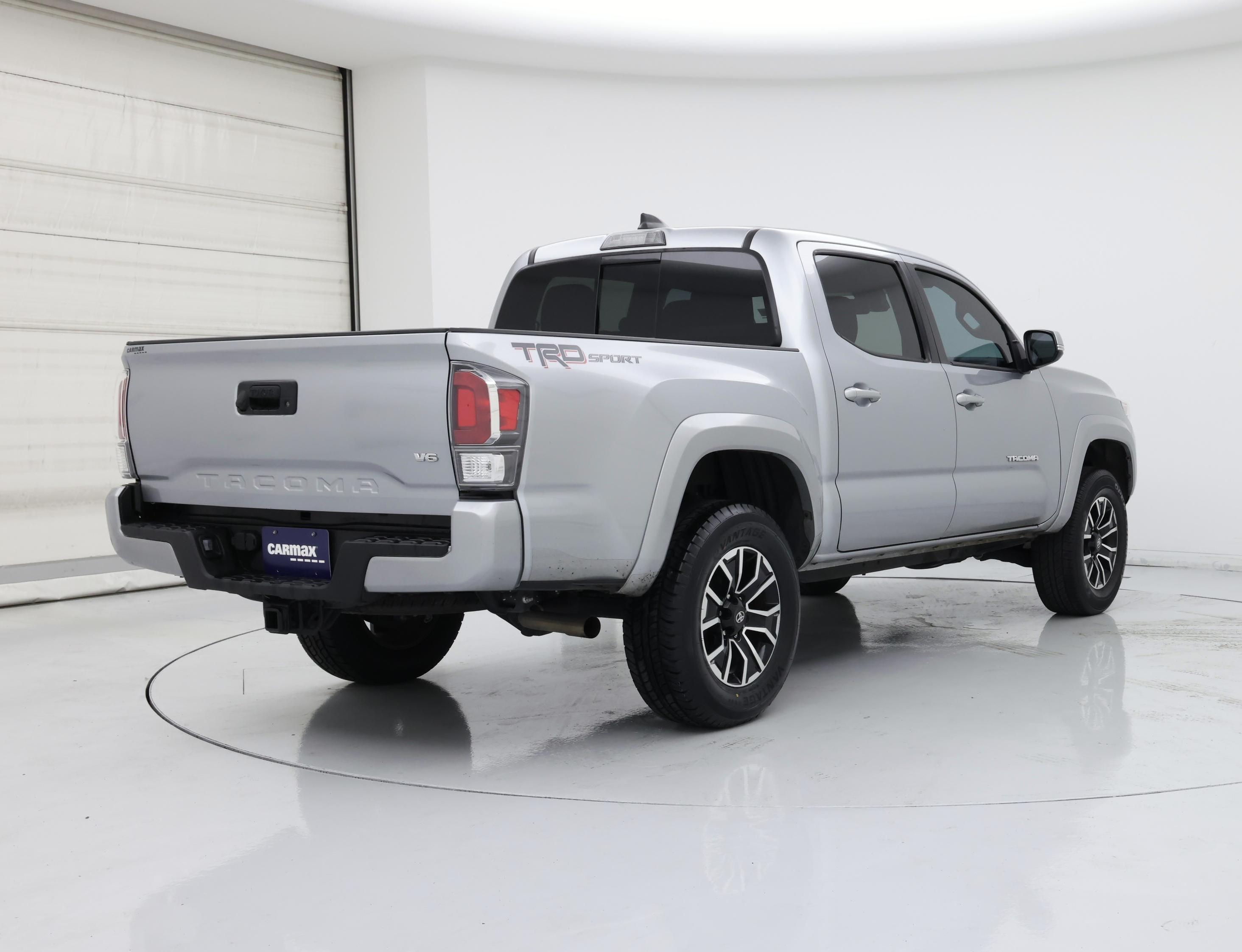 Thumbnail: 2023 Toyota Tacoma - 8