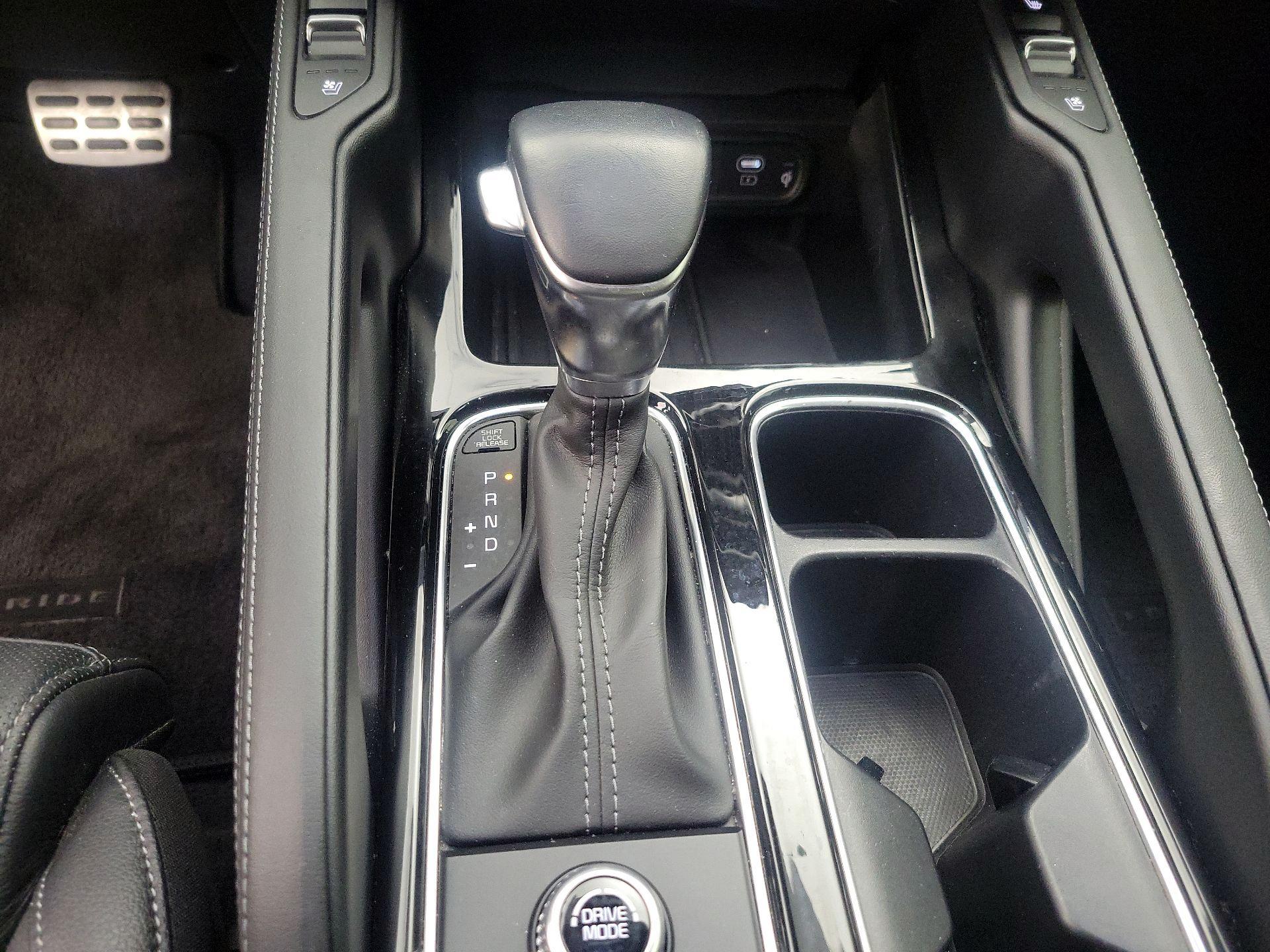 Thumbnail: 2023 Kia Telluride - 18