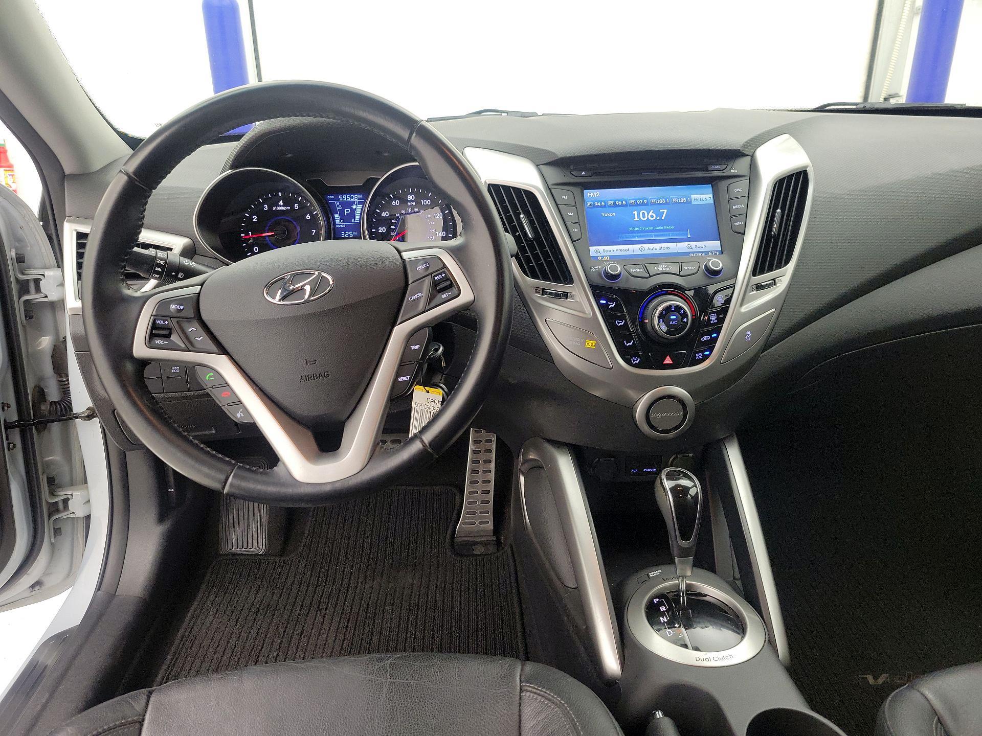 Thumbnail: 2014 Hyundai Veloster - 10