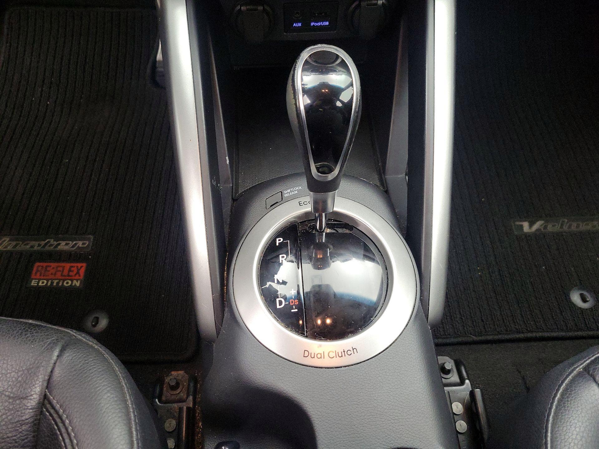 Thumbnail: 2014 Hyundai Veloster - 17