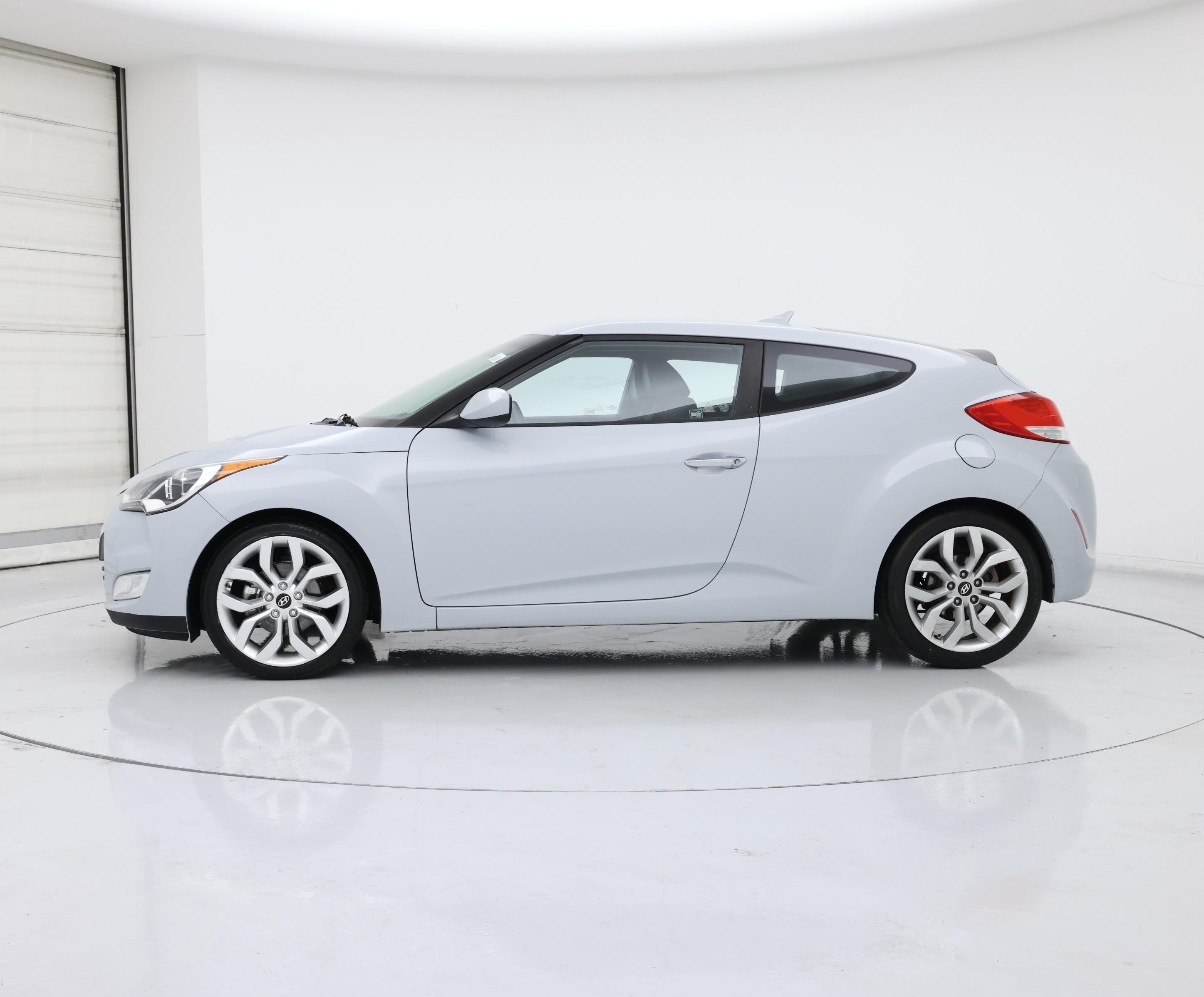 Thumbnail: 2014 Hyundai Veloster - 3