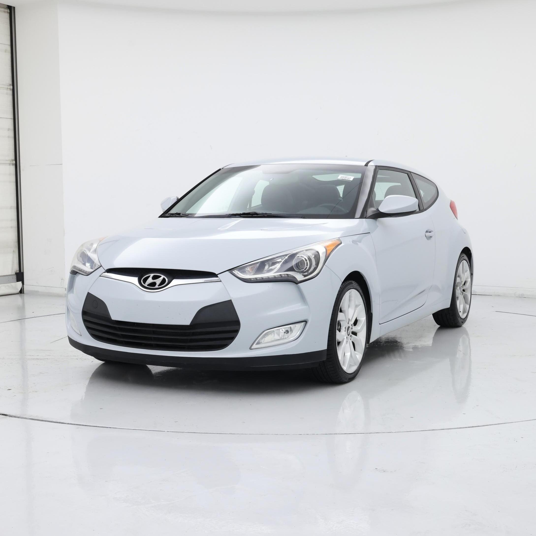 Thumbnail: 2014 Hyundai Veloster - 4