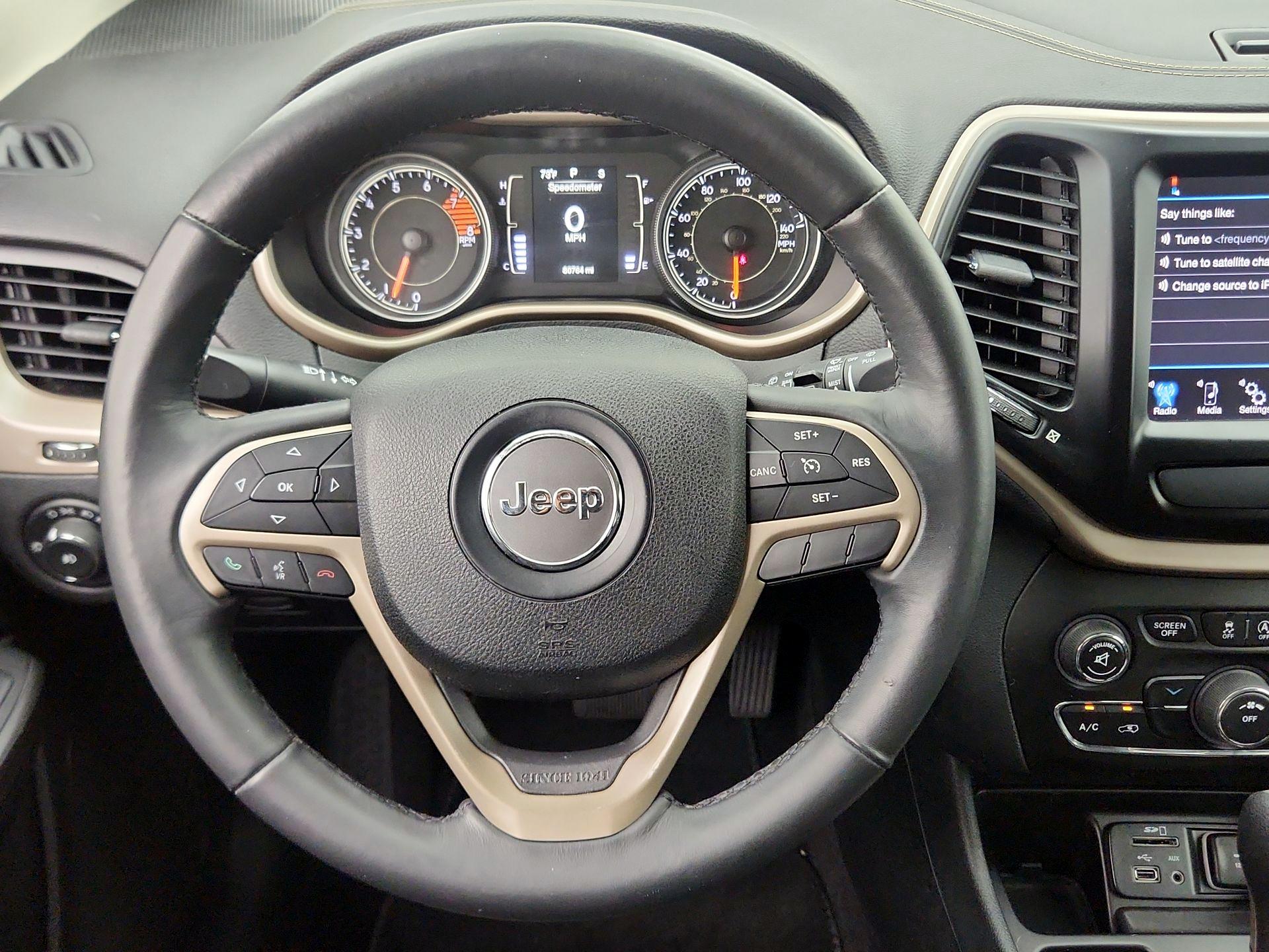 Thumbnail: 2016 Jeep Cherokee - 10